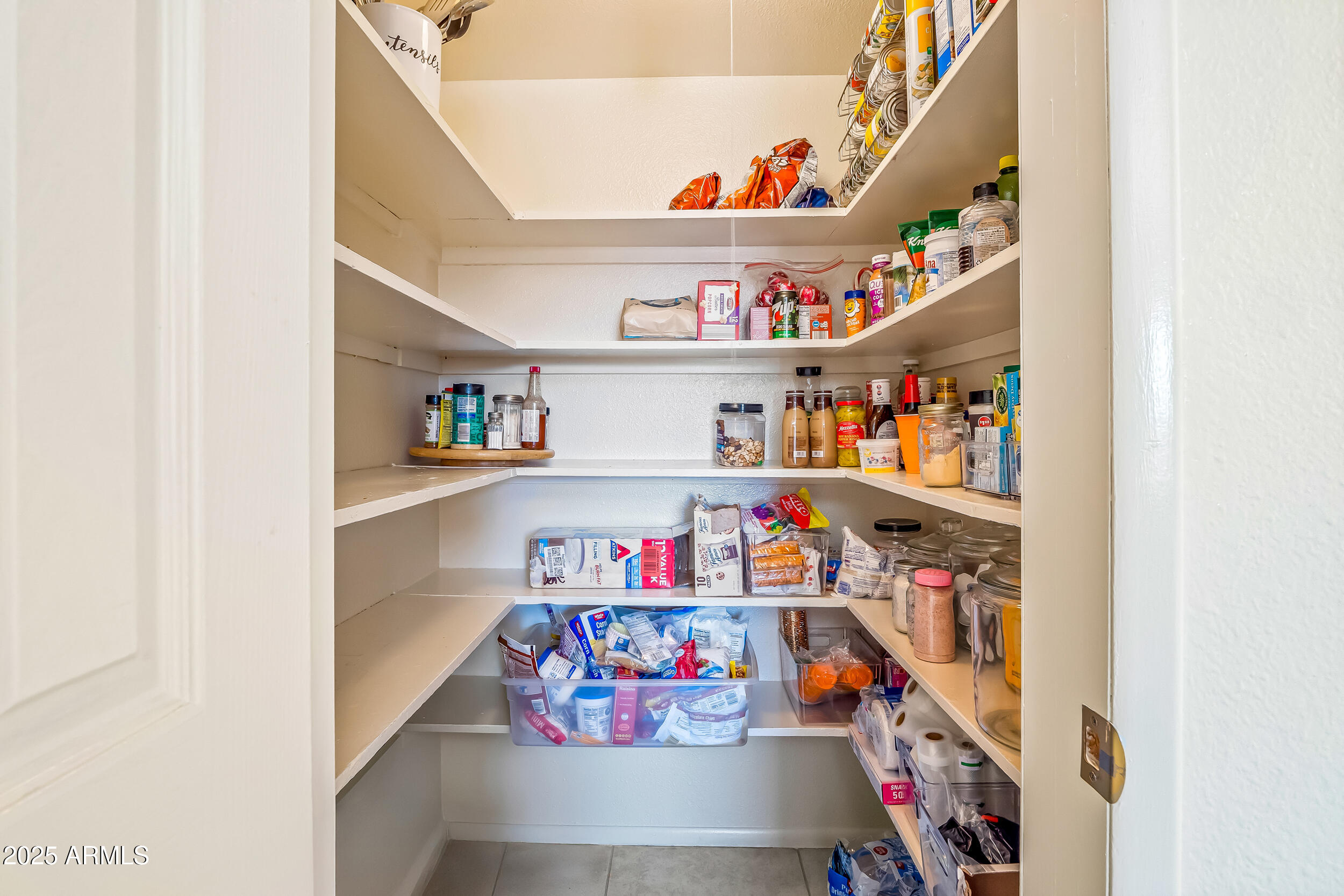 4554 W SUNNYSIDE Avenue