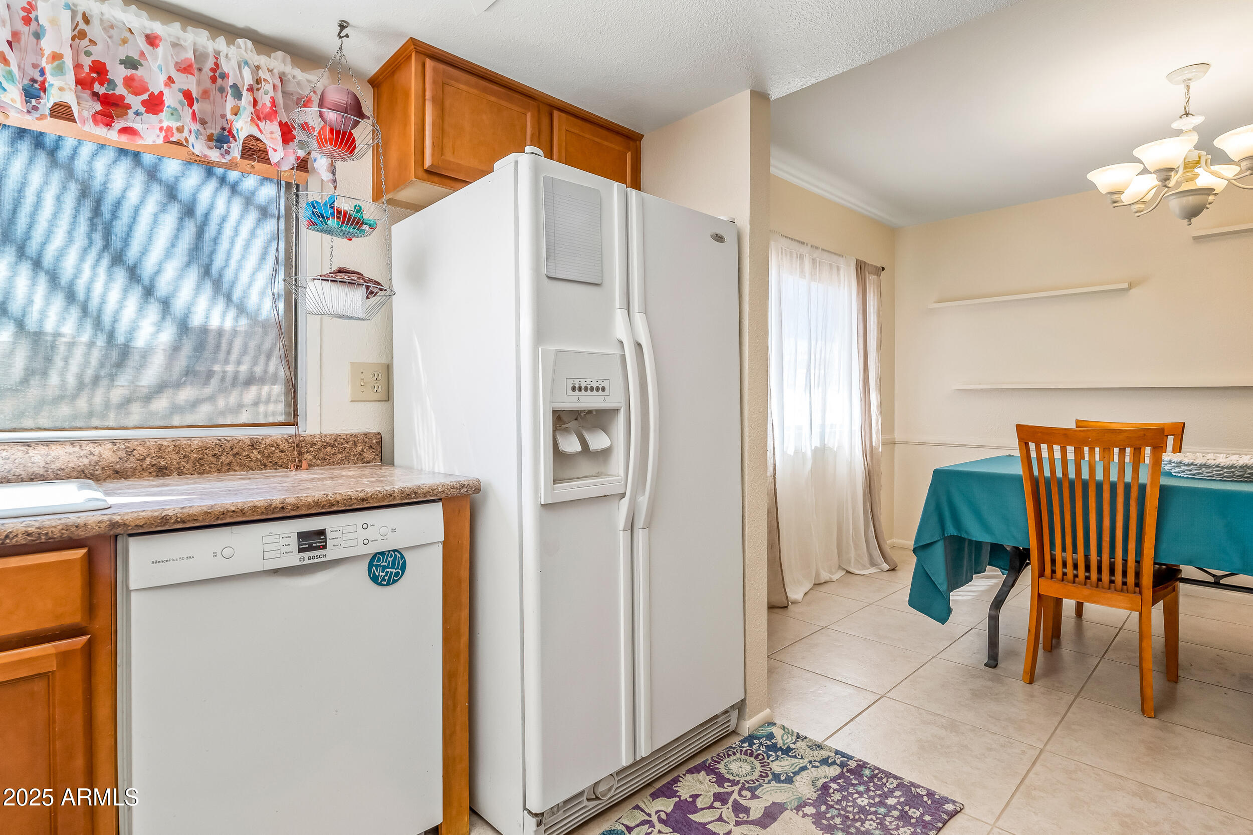 4554 W SUNNYSIDE Avenue