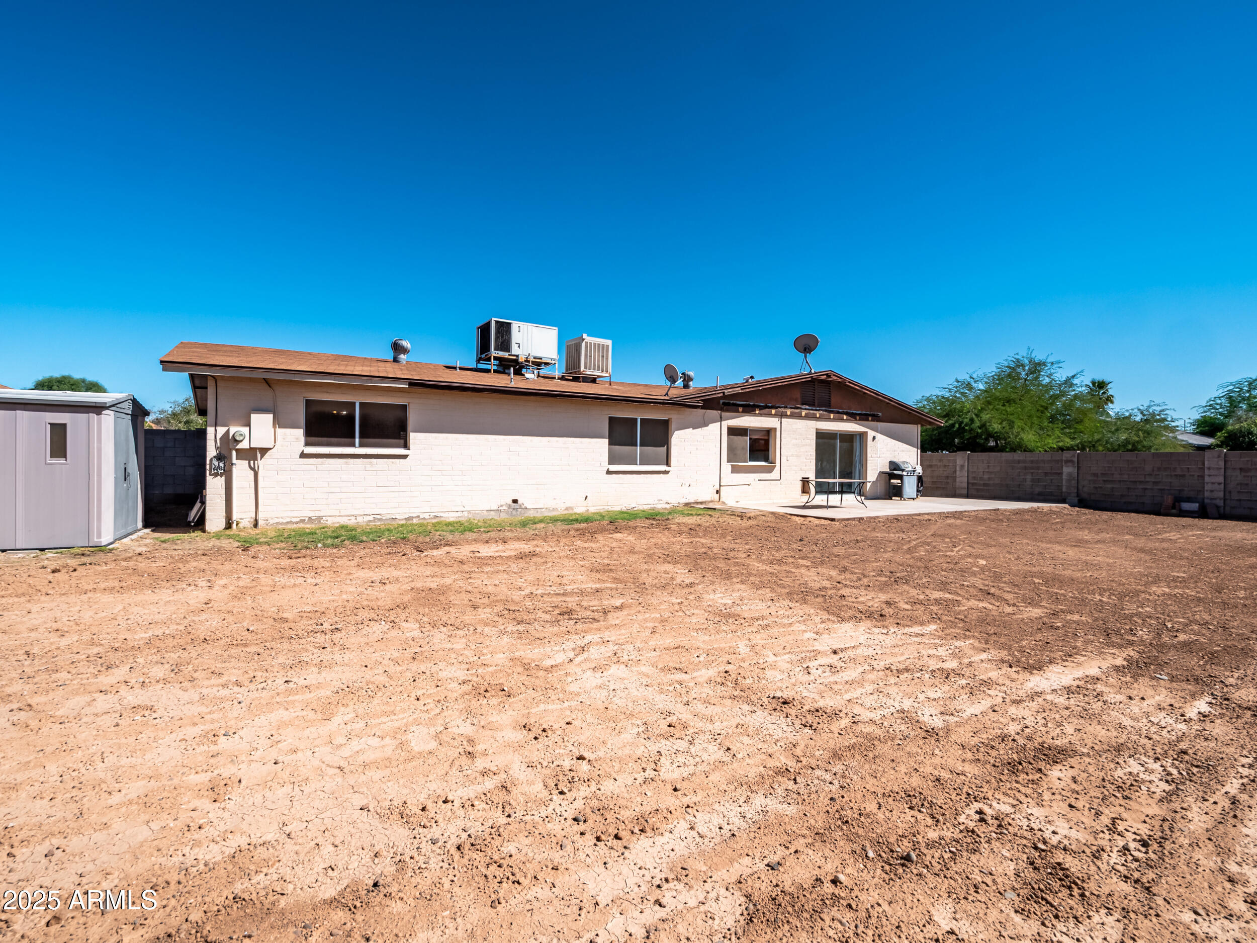 4554 W SUNNYSIDE Avenue