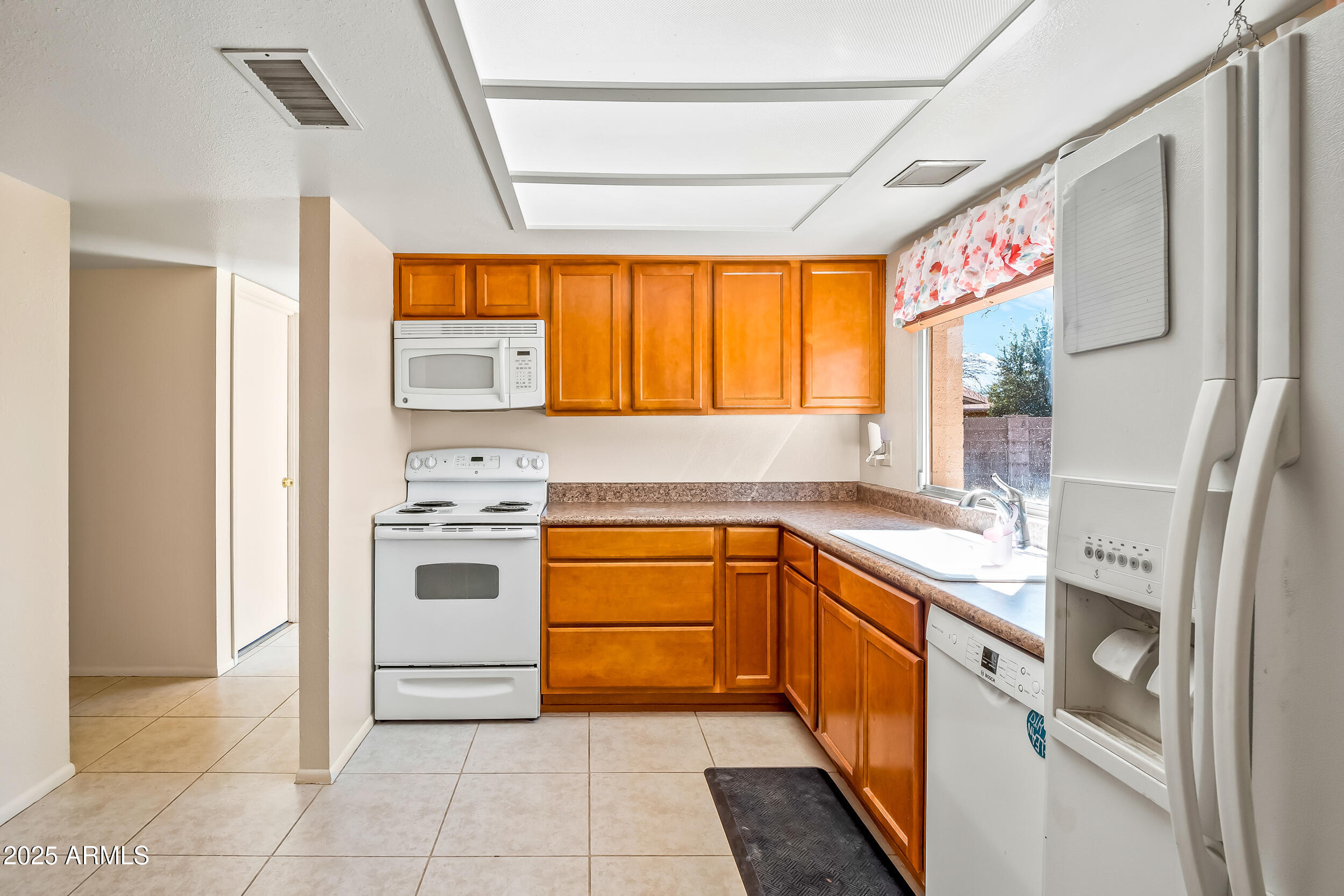 4554 W SUNNYSIDE Avenue