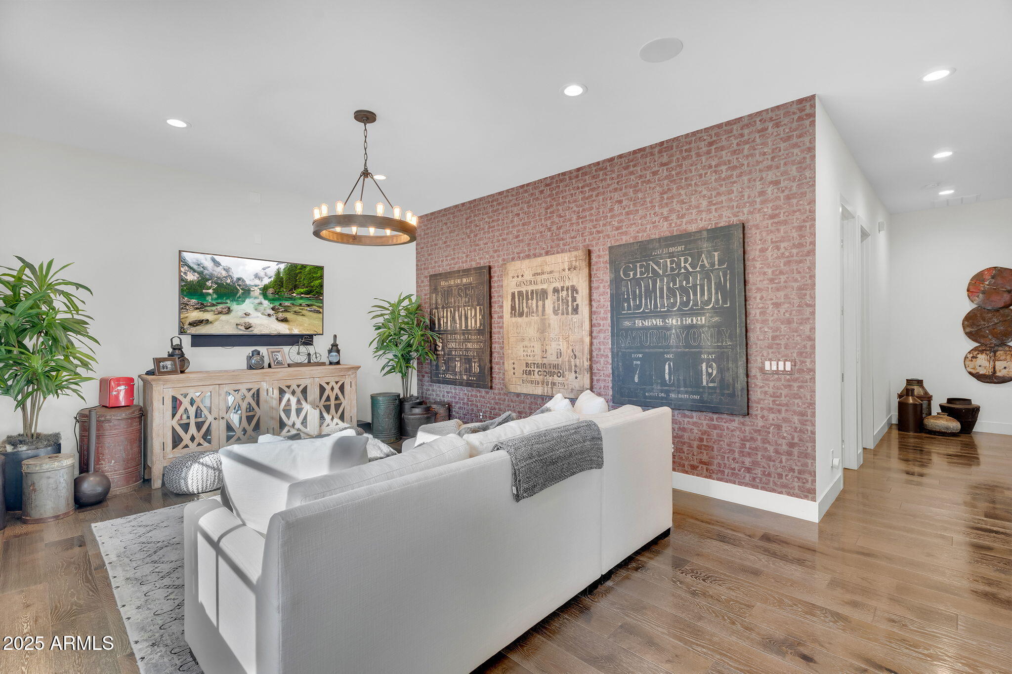 3507 N 39TH Place