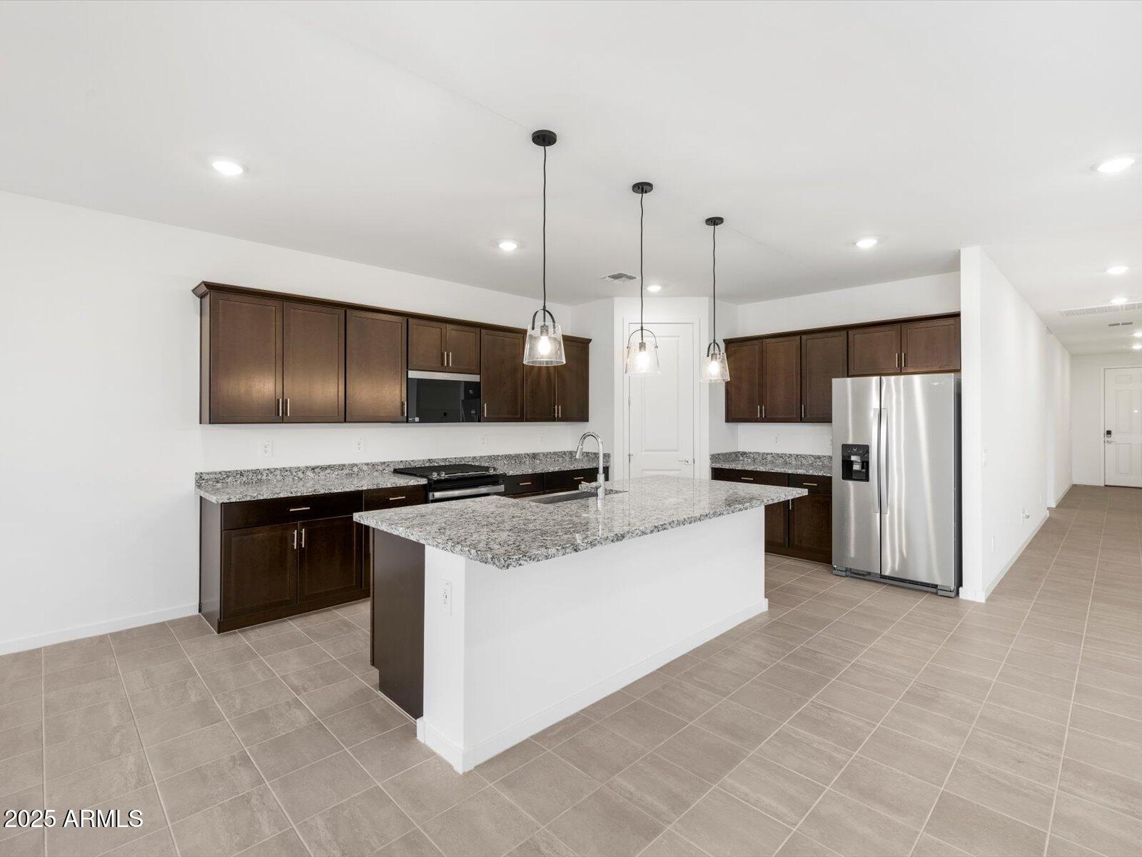 2450 E Grenache Road
