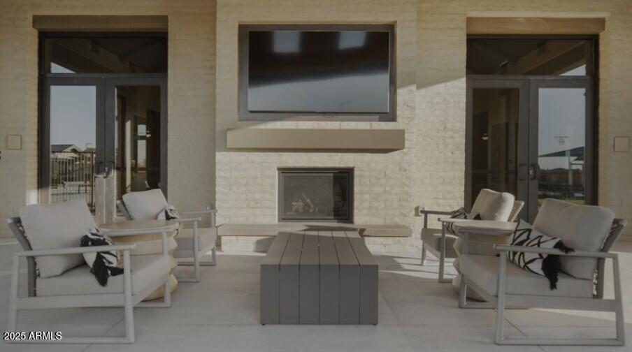 20464 E VIA DEL RANCHO