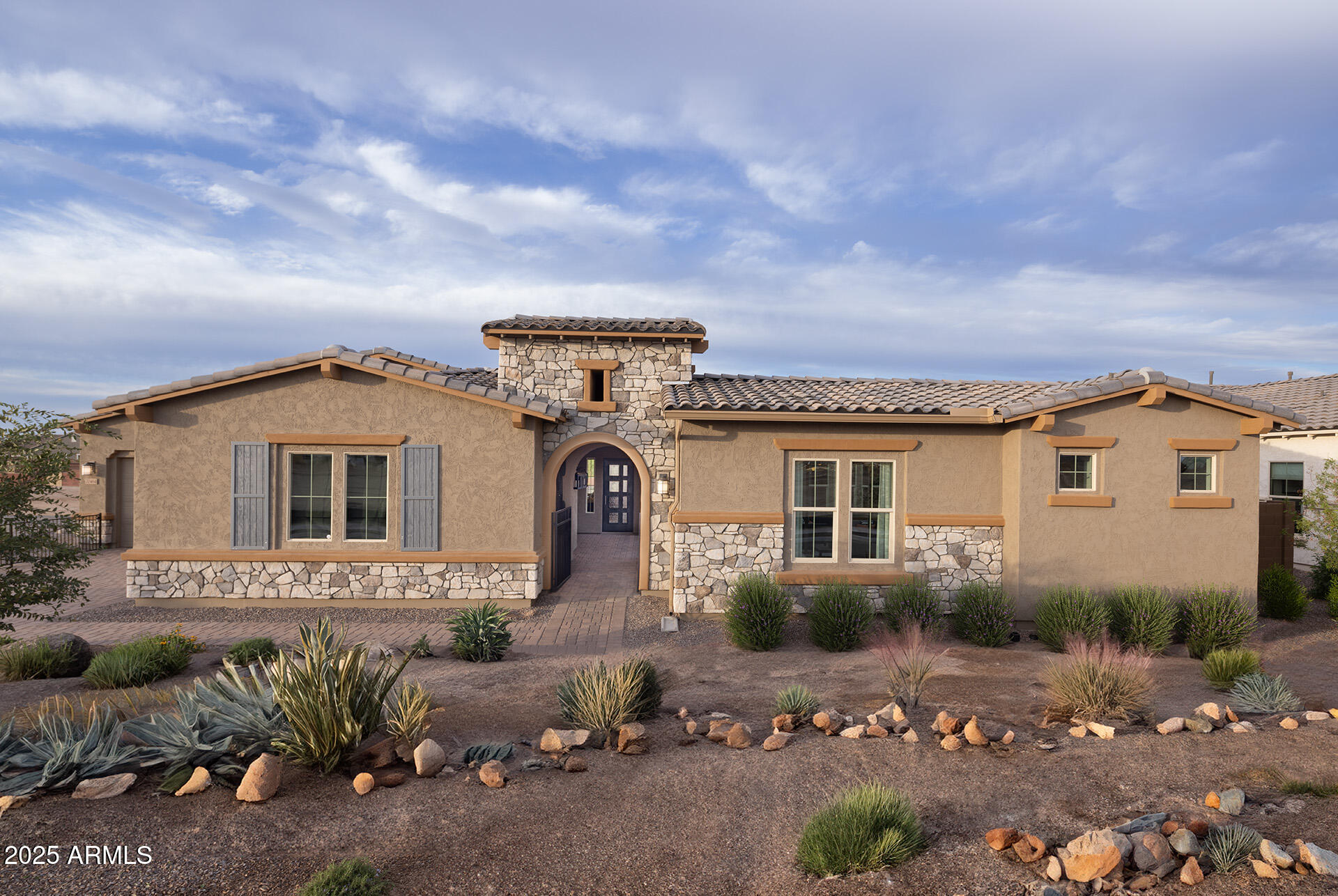 20464 E VIA DEL RANCHO