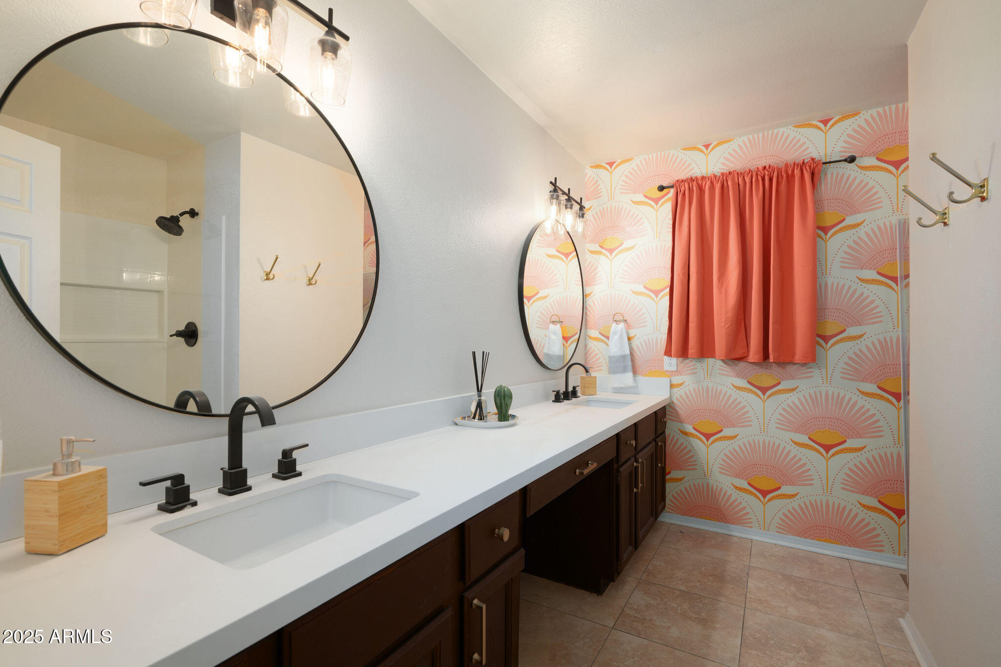 6010 E BETTY ELYSE Lane