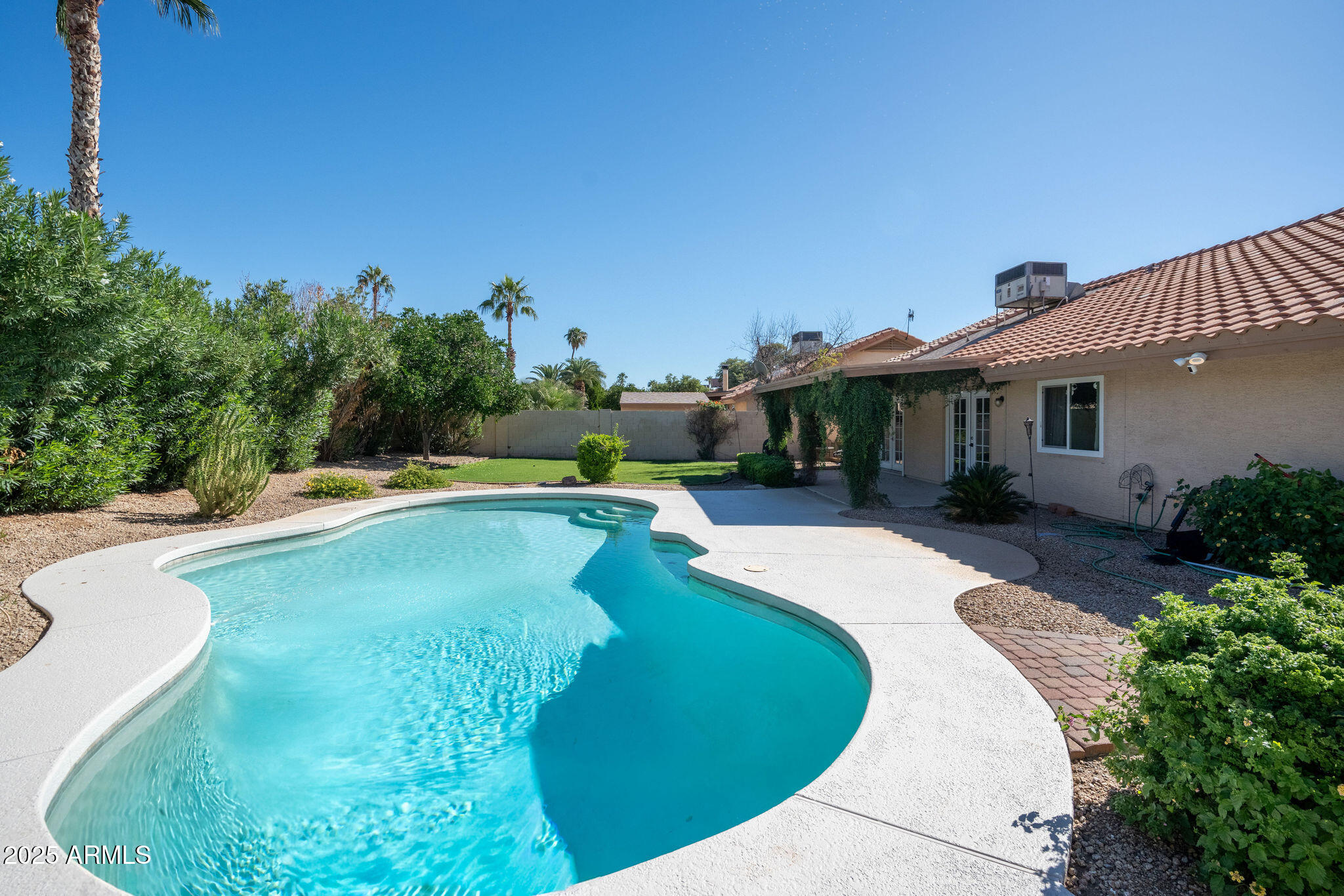 6010 E BETTY ELYSE Lane