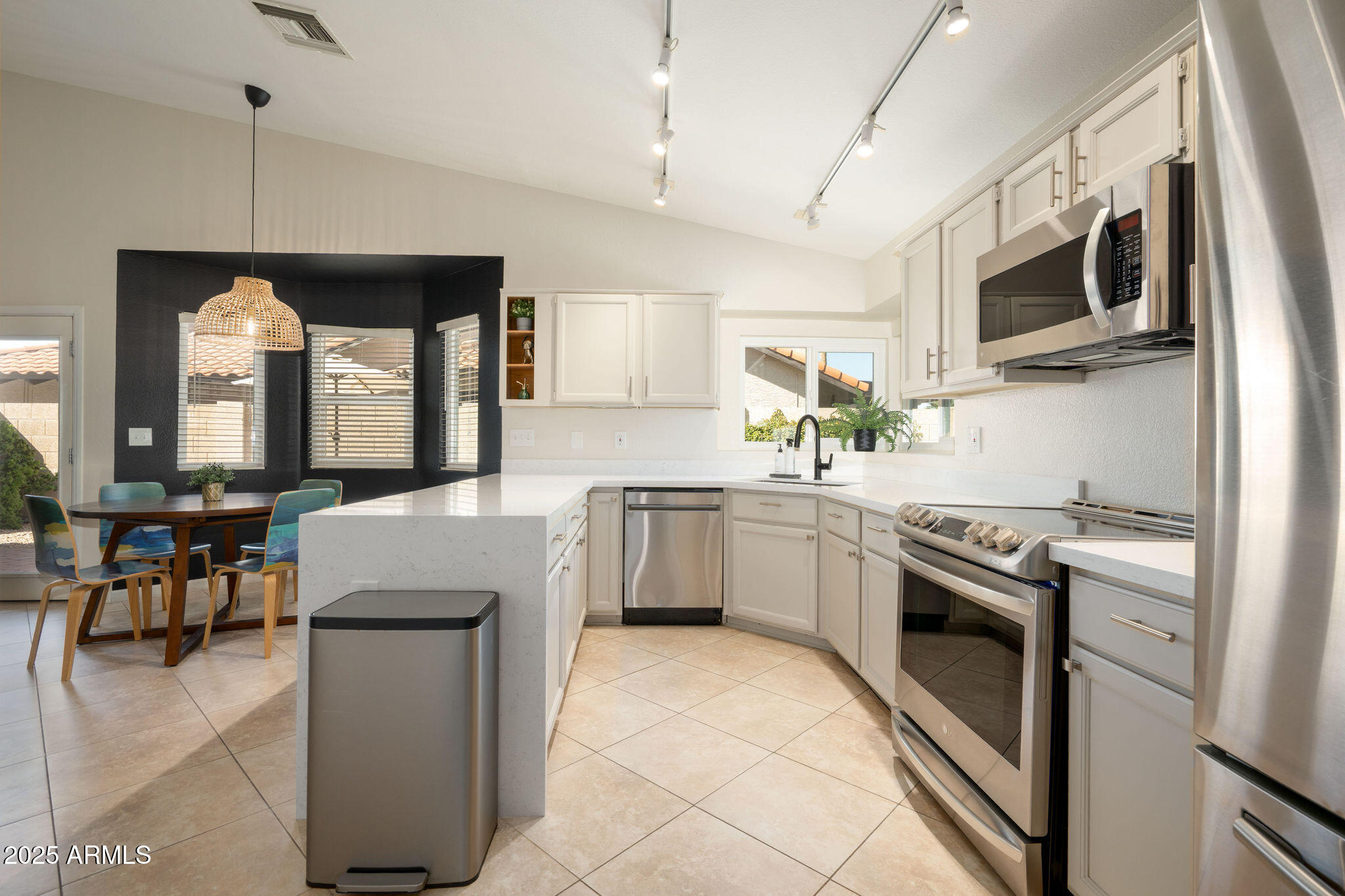 6010 E BETTY ELYSE Lane