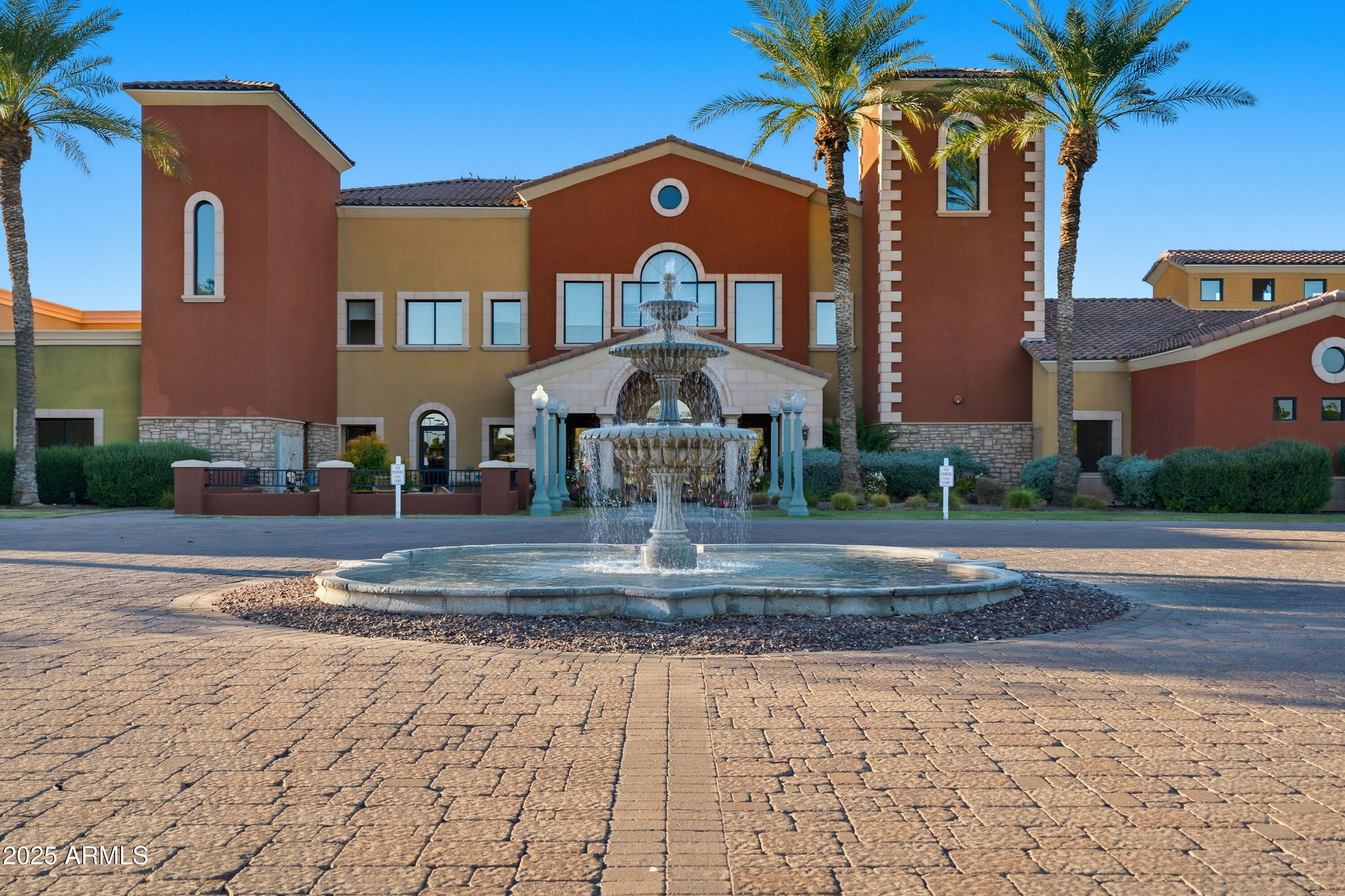 42938 W KINGFISHER Drive