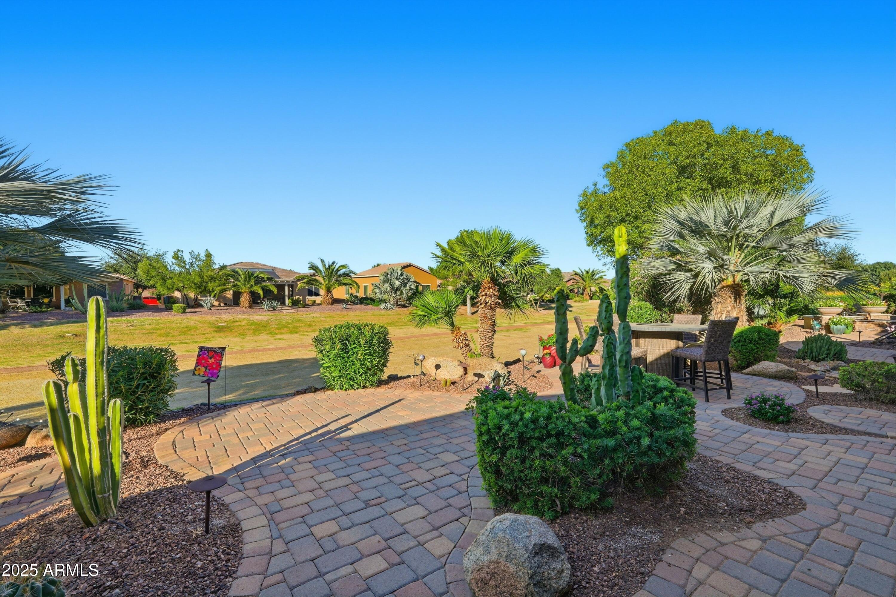 42938 W KINGFISHER Drive