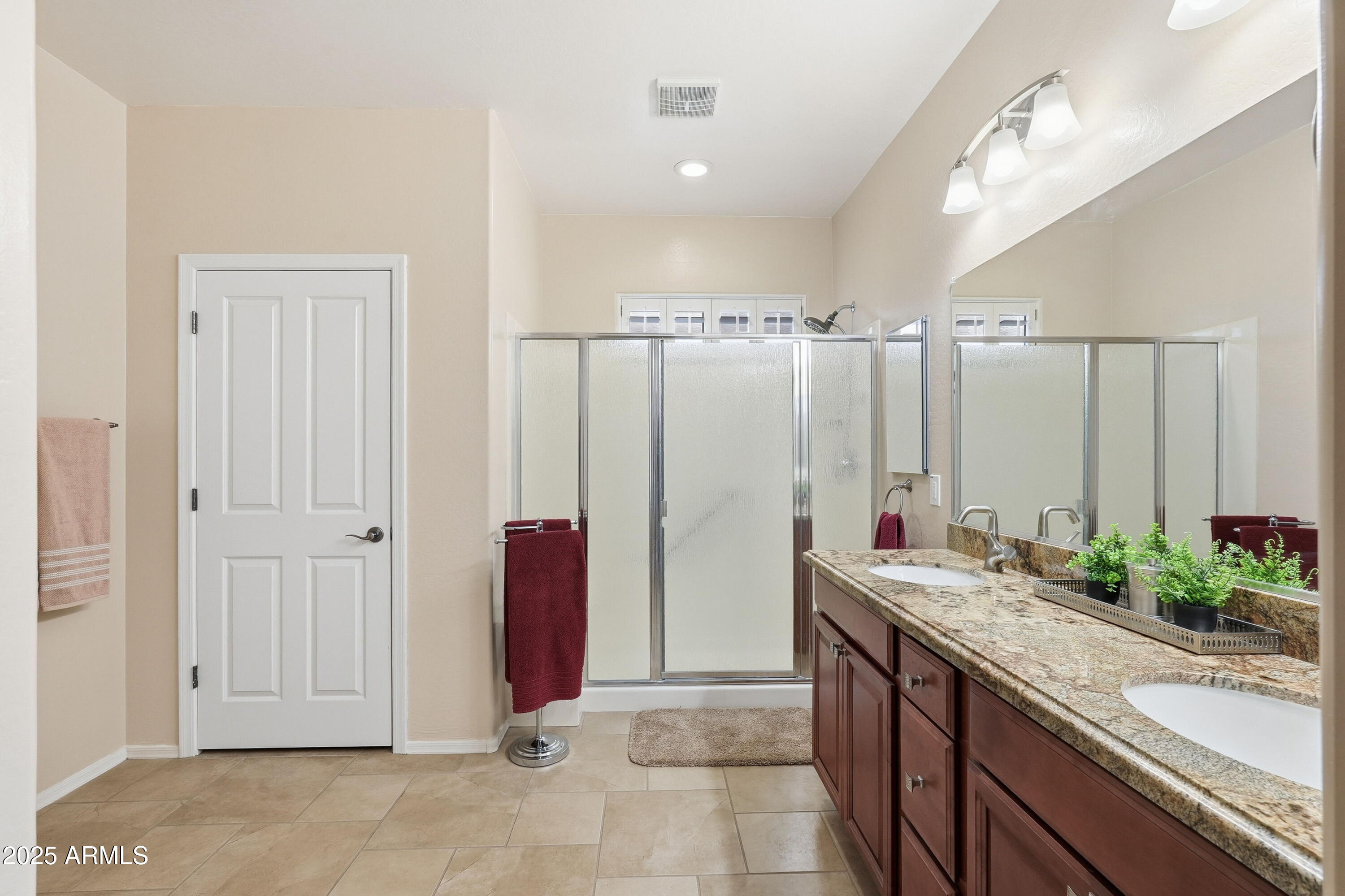 42938 W KINGFISHER Drive