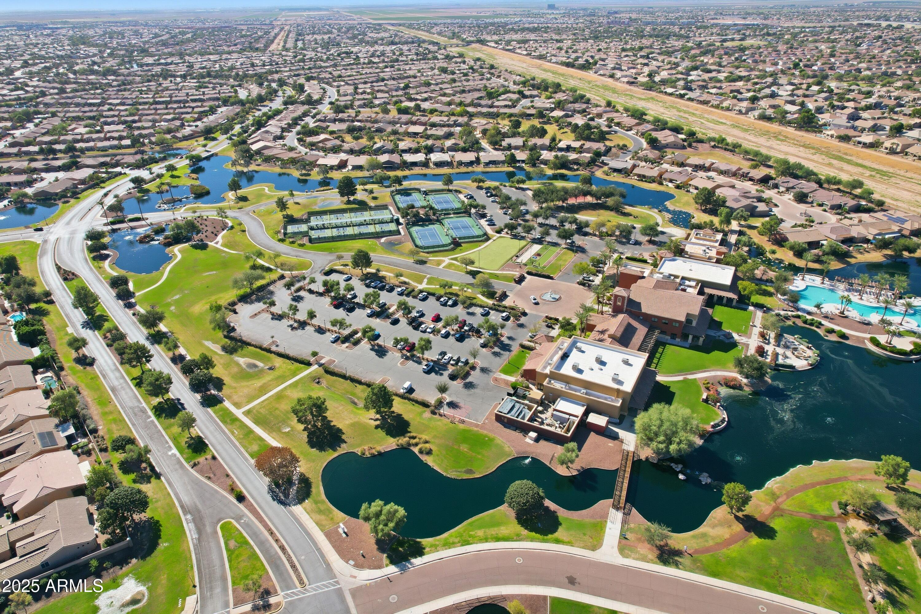 42938 W KINGFISHER Drive