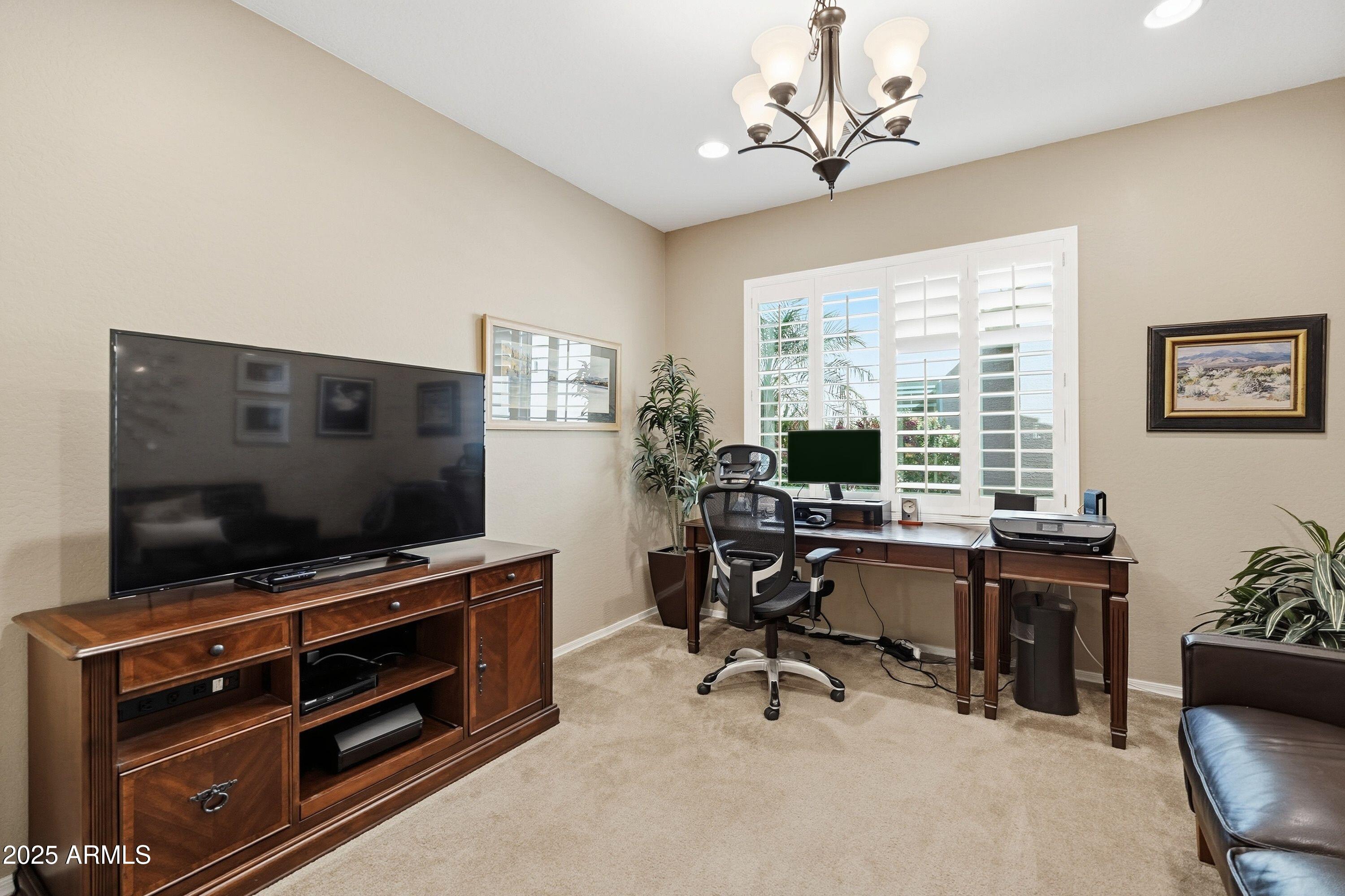 42938 W KINGFISHER Drive