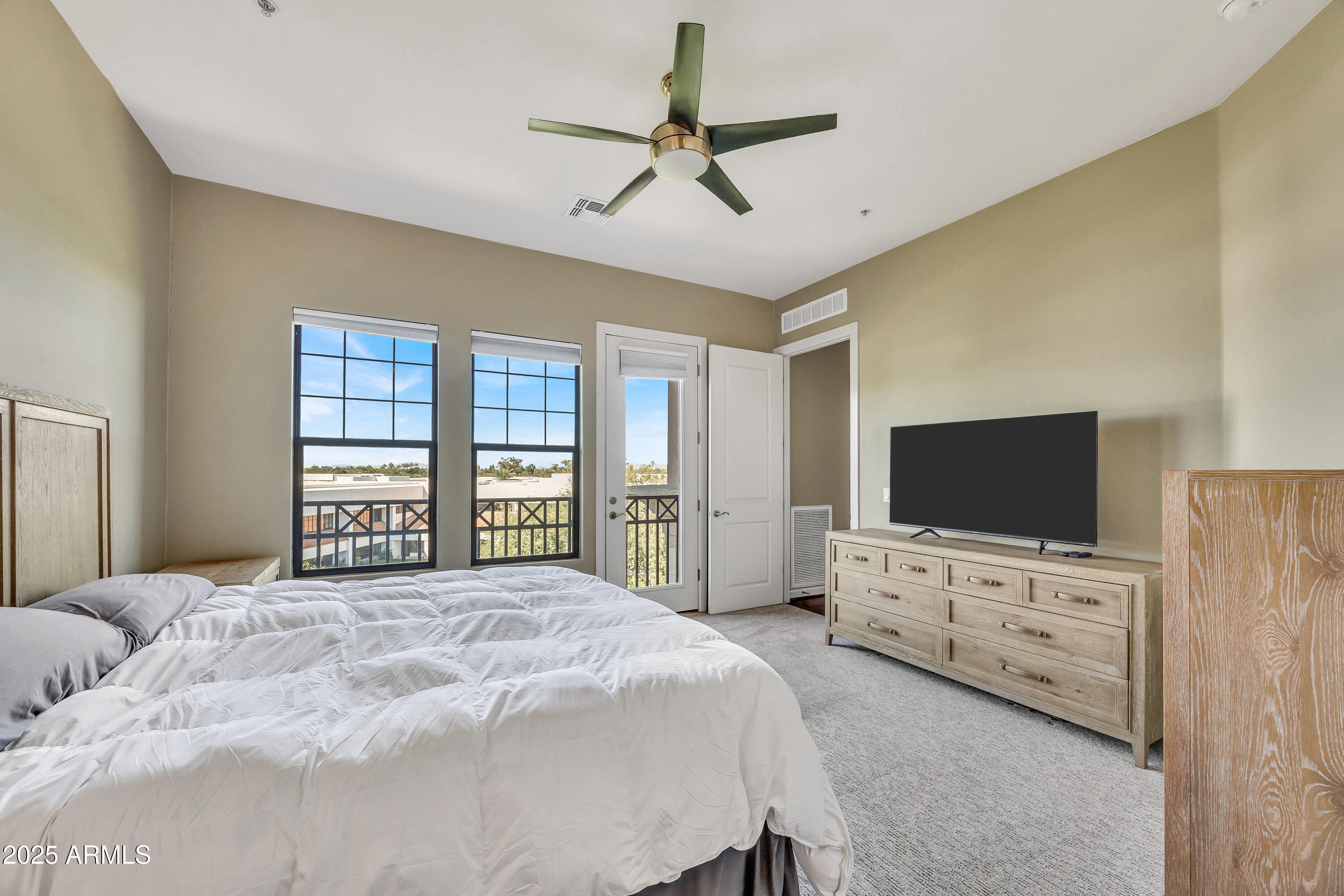 7291 N Scottsdale Road, 4010