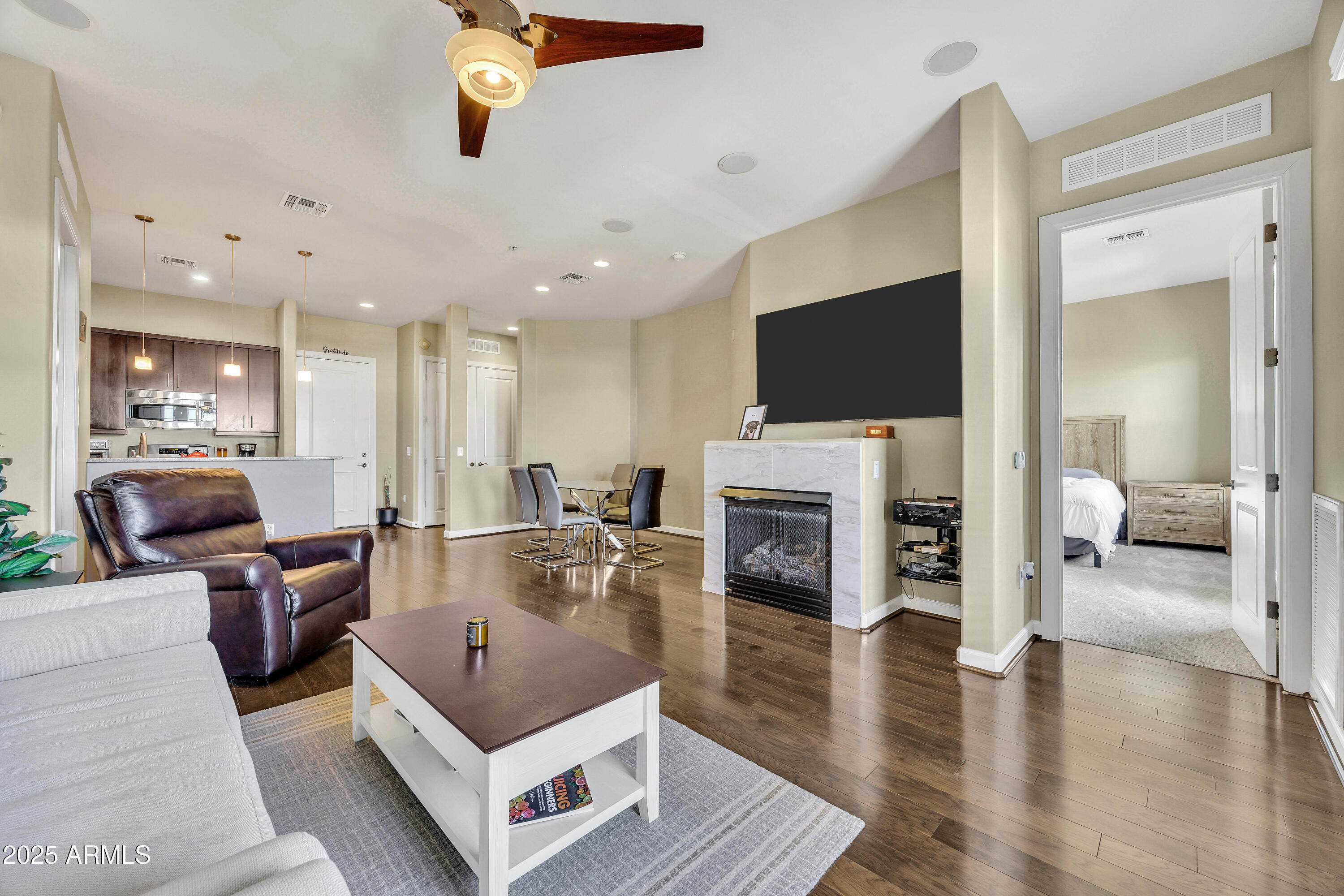 7291 N Scottsdale Road, 4010