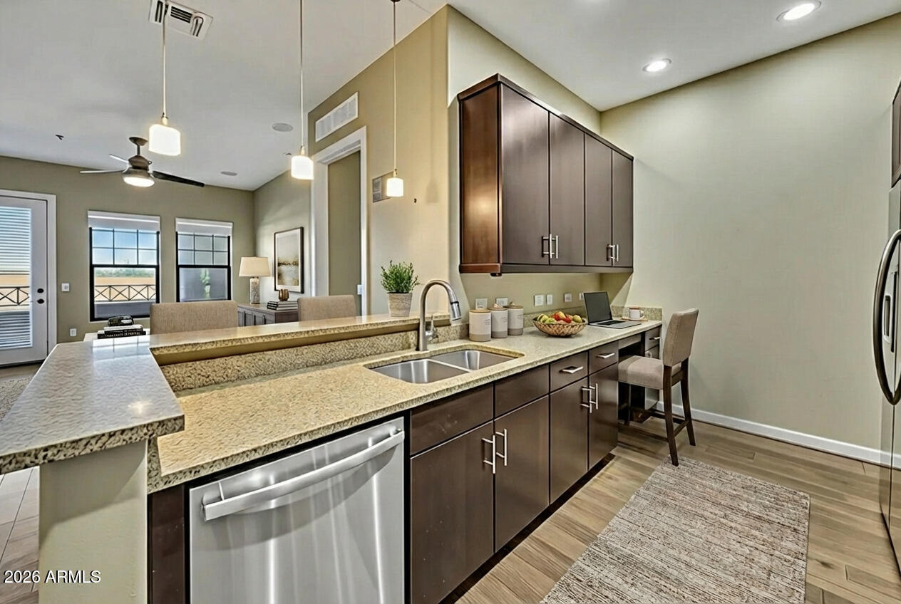 7291 N Scottsdale Road, 4010