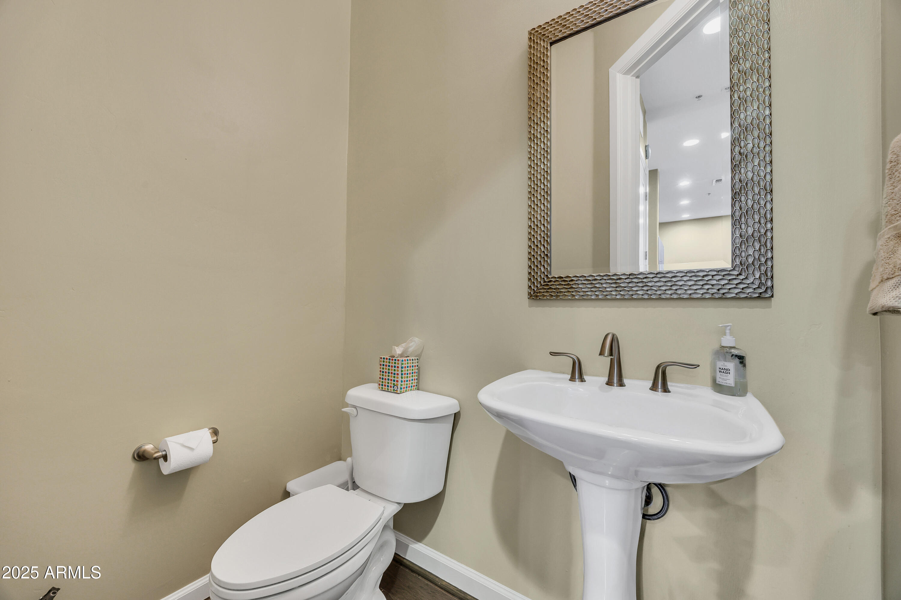 7291 N Scottsdale Road, 4010