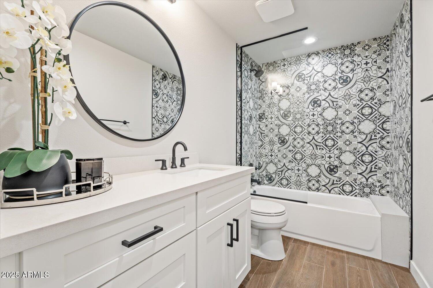 7343 E MONTEBELLO Avenue, Scottsdale