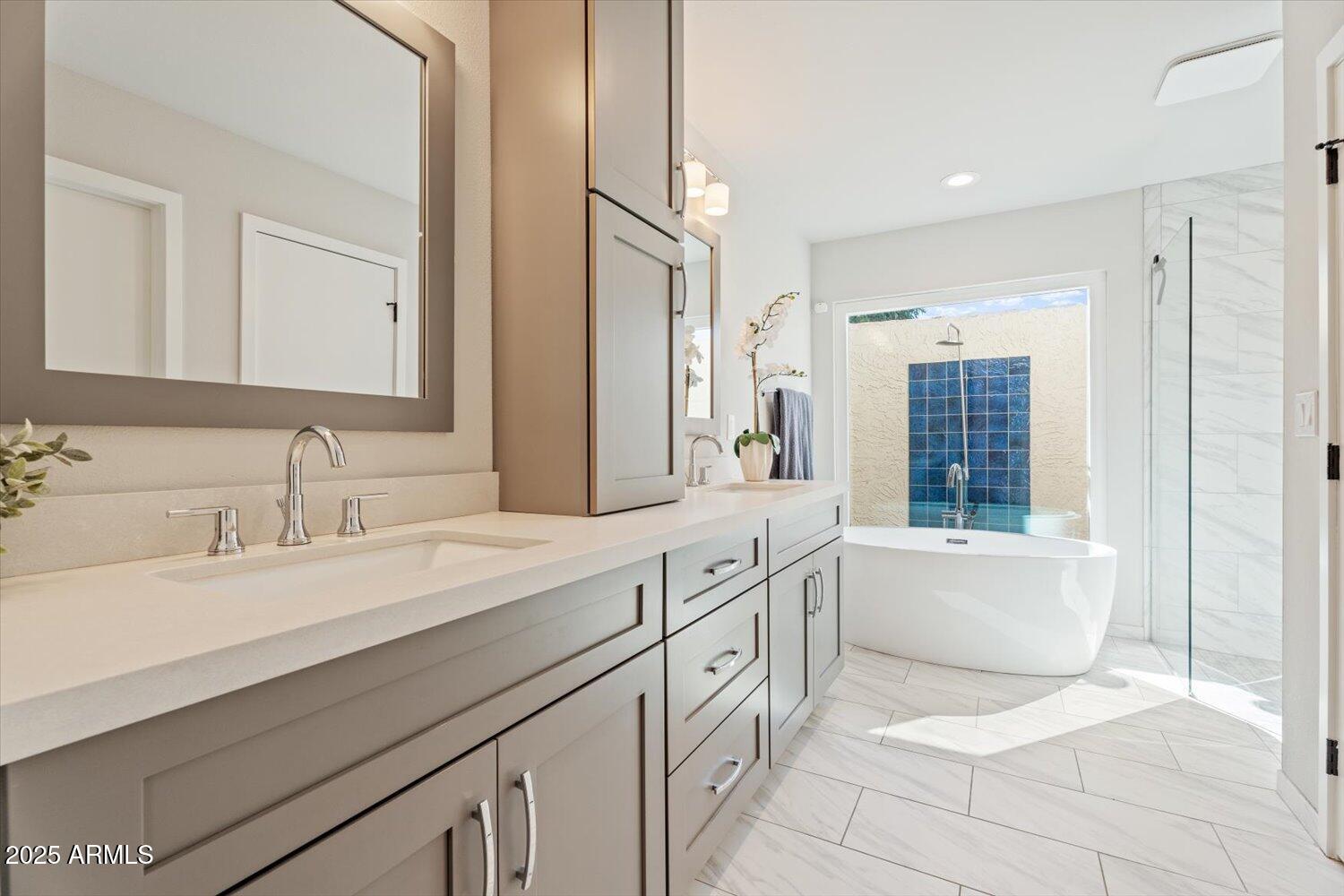 7343 E MONTEBELLO Avenue, Scottsdale