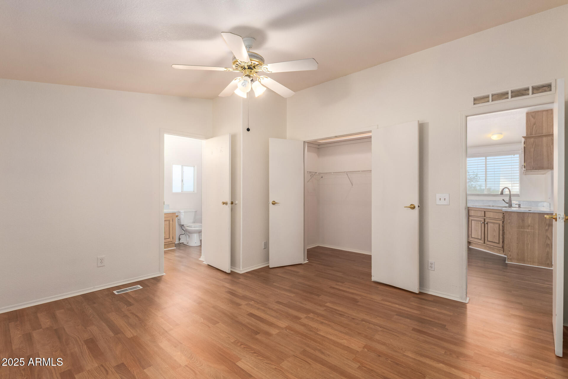 32387 W SANTA CRUZ Avenue