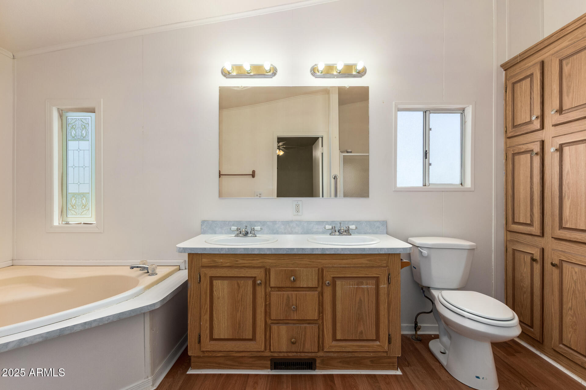 32387 W SANTA CRUZ Avenue