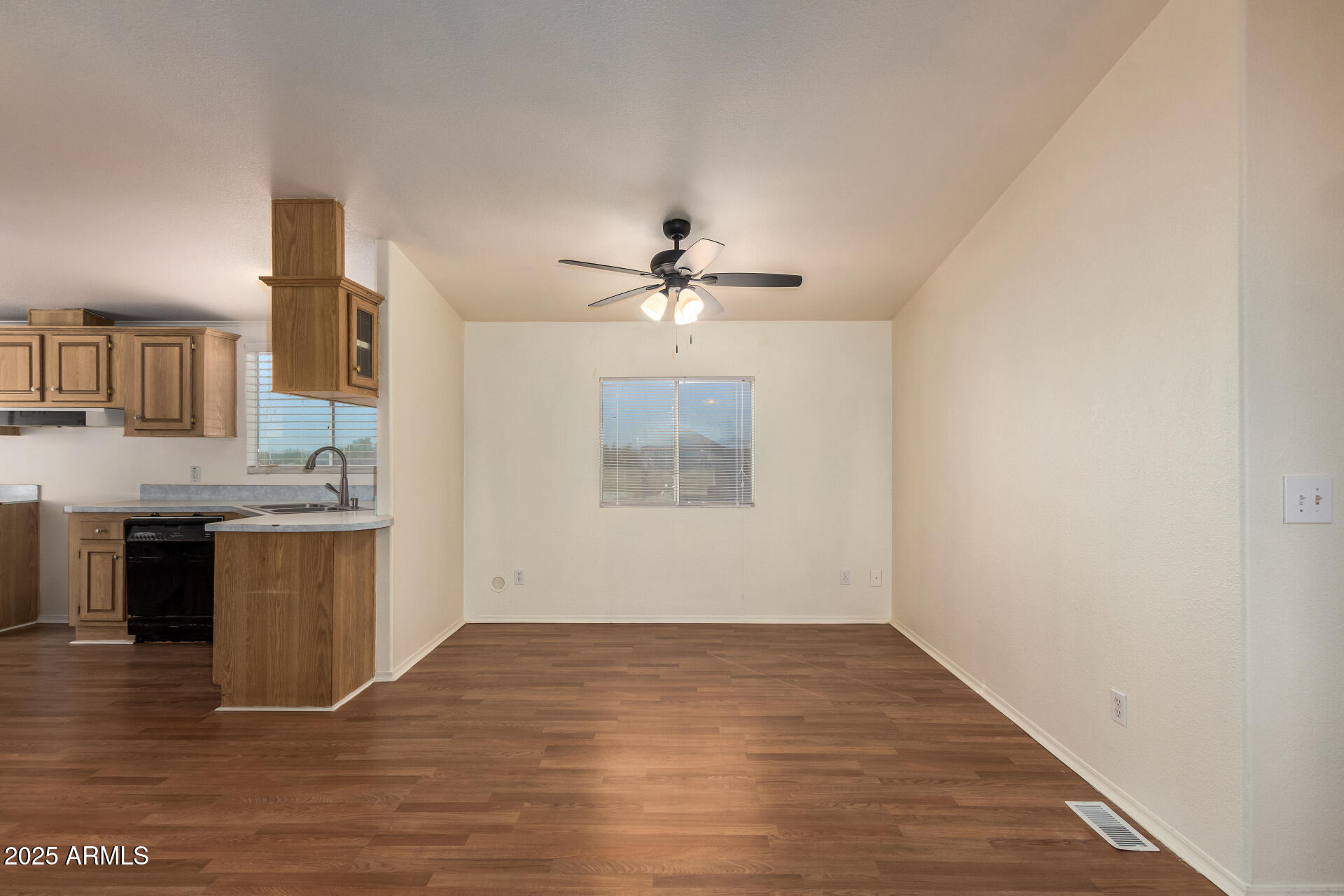 32387 W SANTA CRUZ Avenue