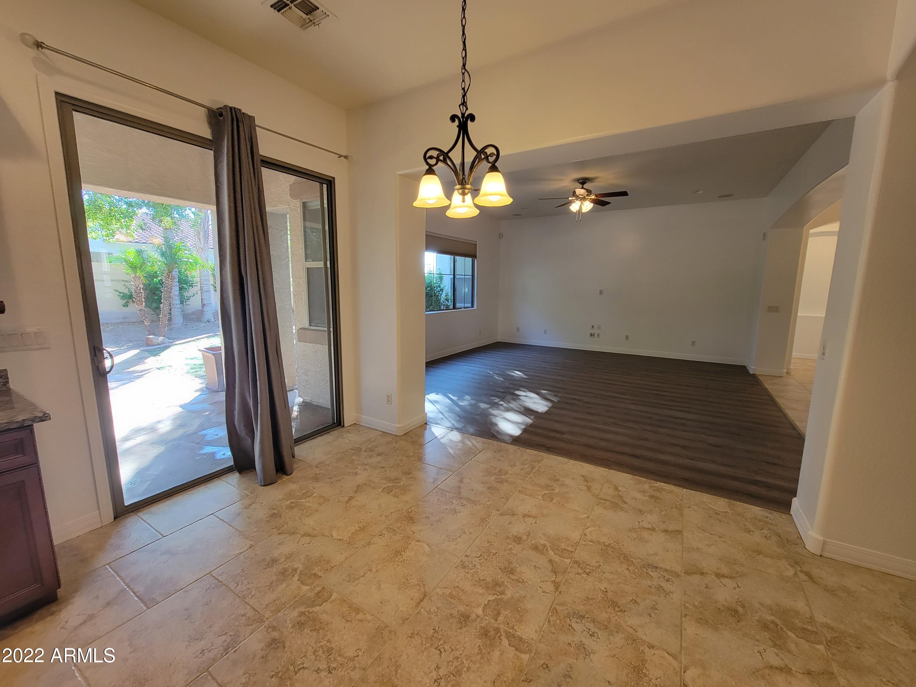 6335 S ROANOKE Street