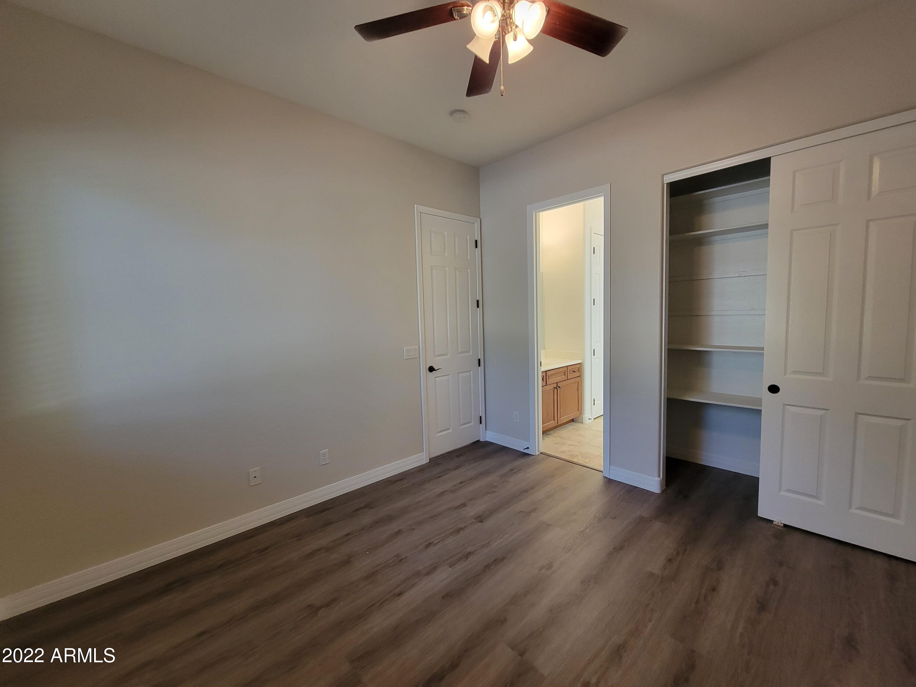 6335 S ROANOKE Street