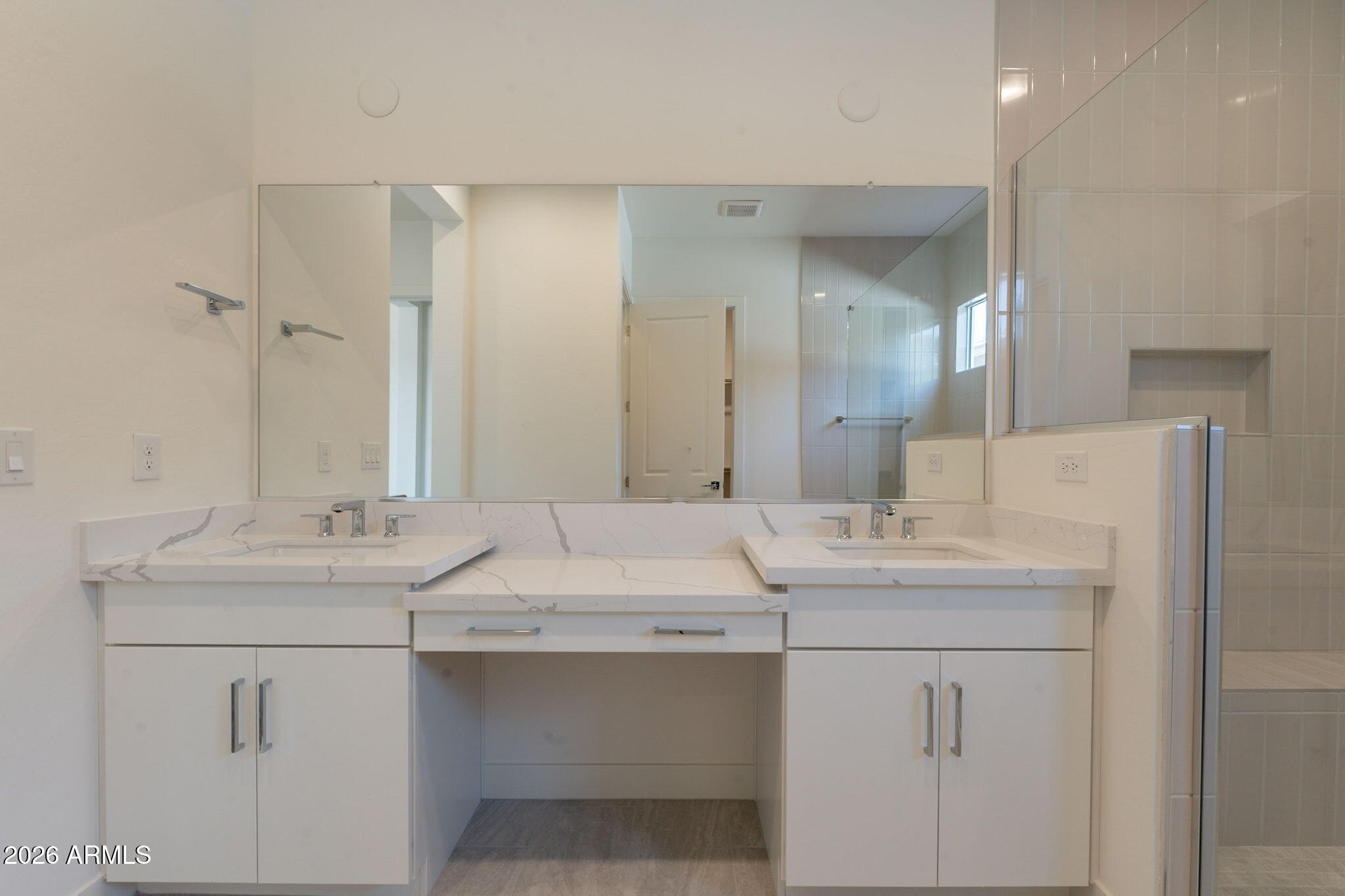 17443 W CARLISLE Drive