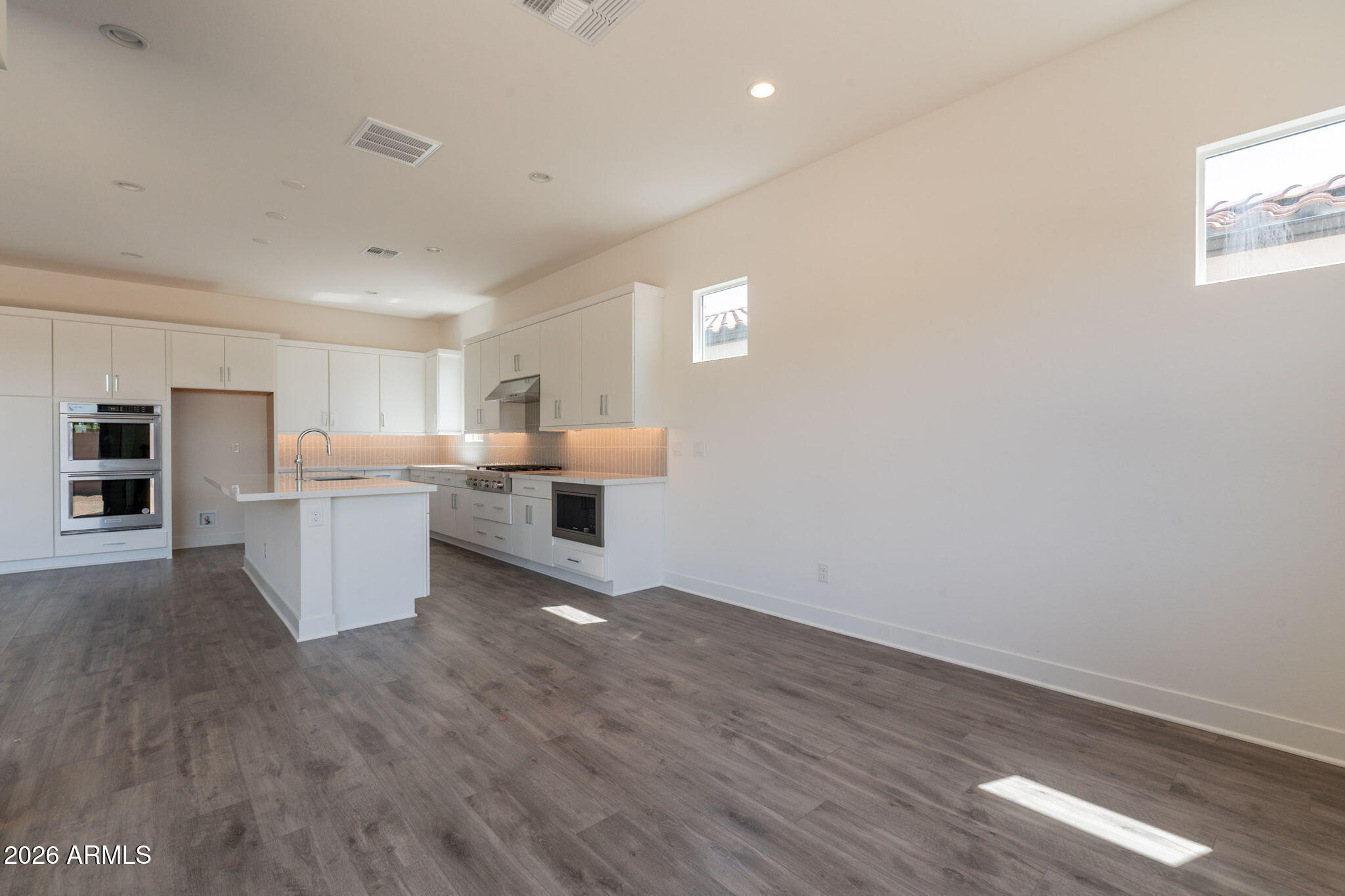 17443 W CARLISLE Drive