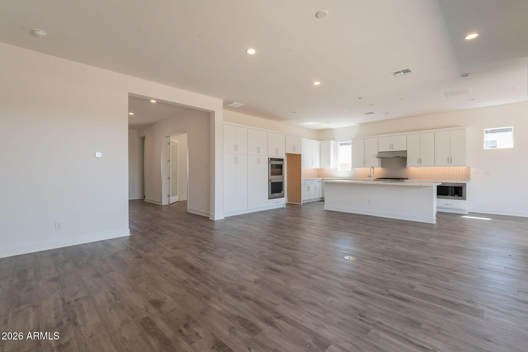 17443 W CARLISLE Drive