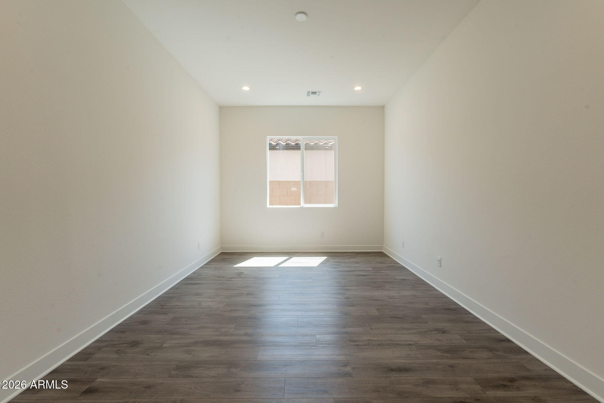 17443 W CARLISLE Drive