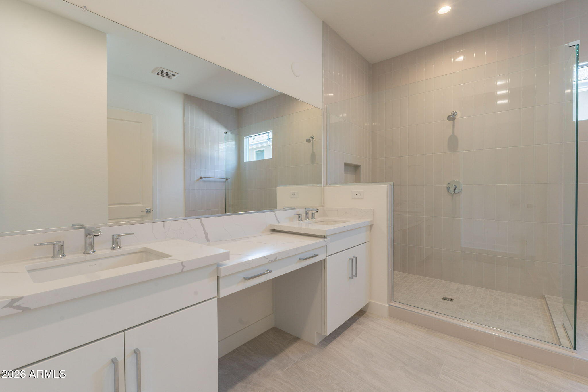17443 W CARLISLE Drive