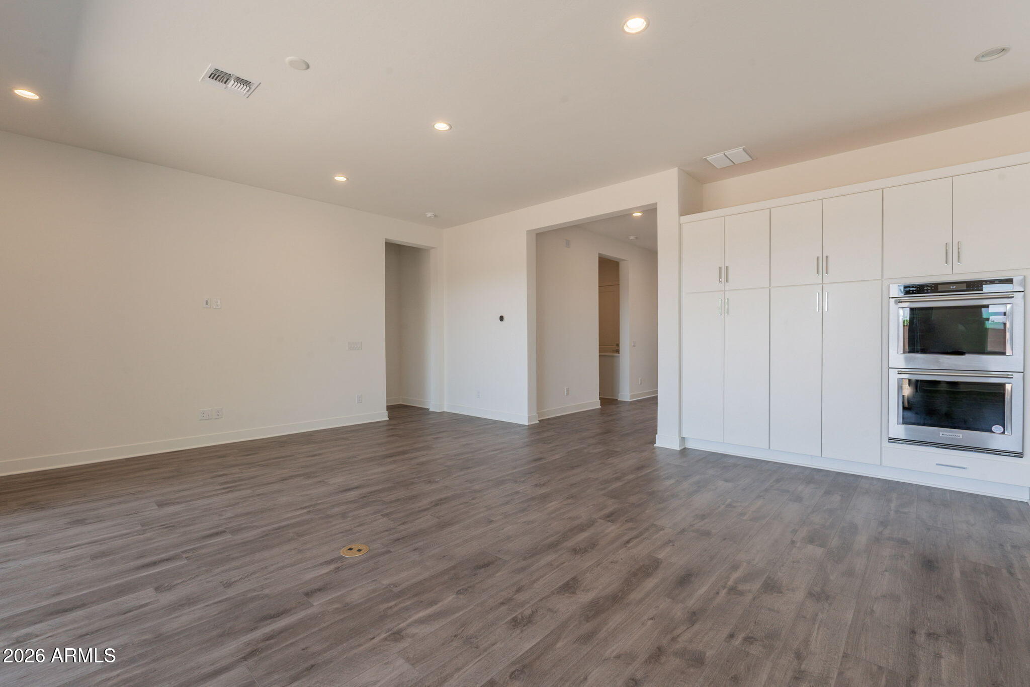 17443 W CARLISLE Drive