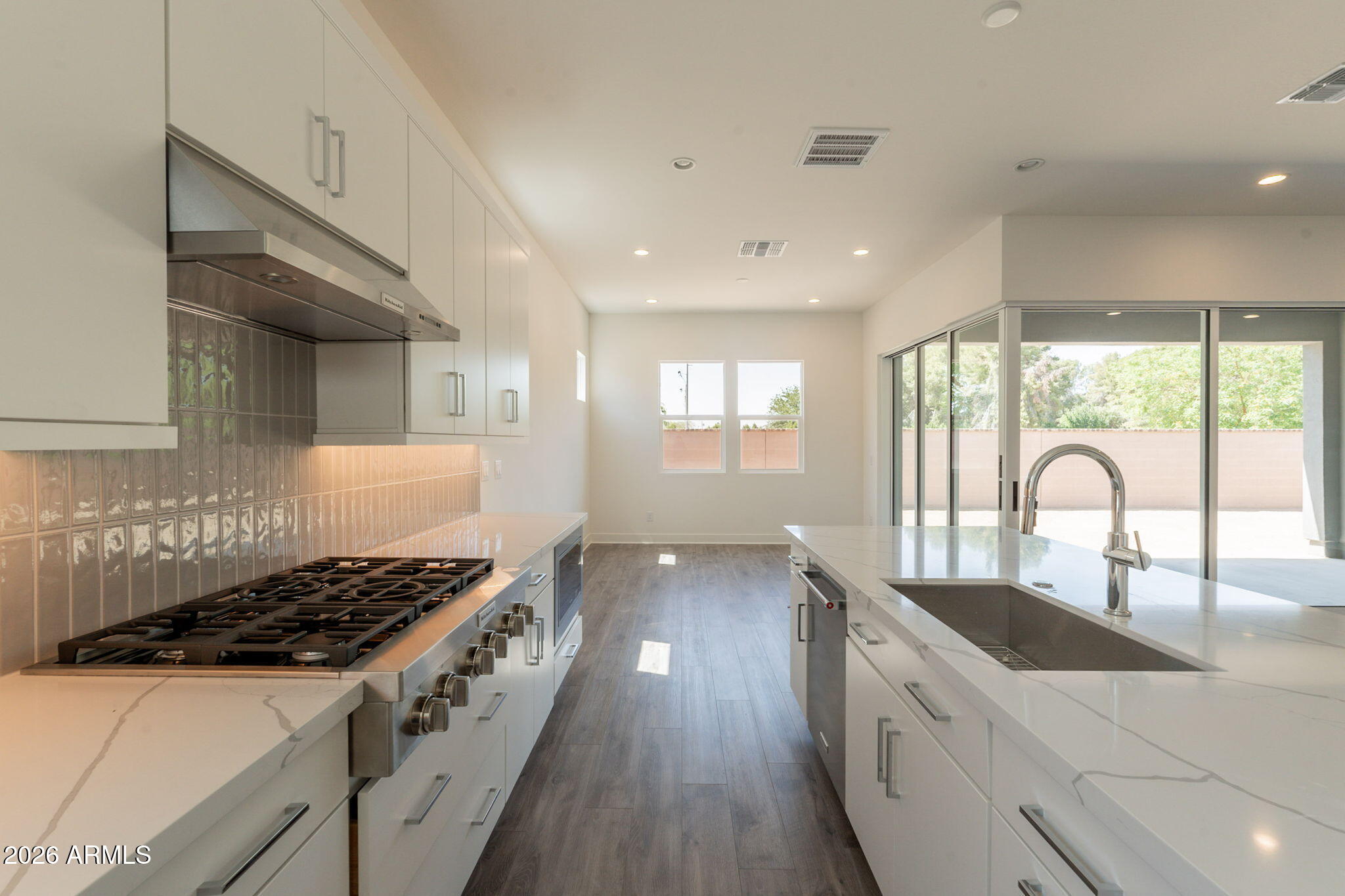 17443 W CARLISLE Drive
