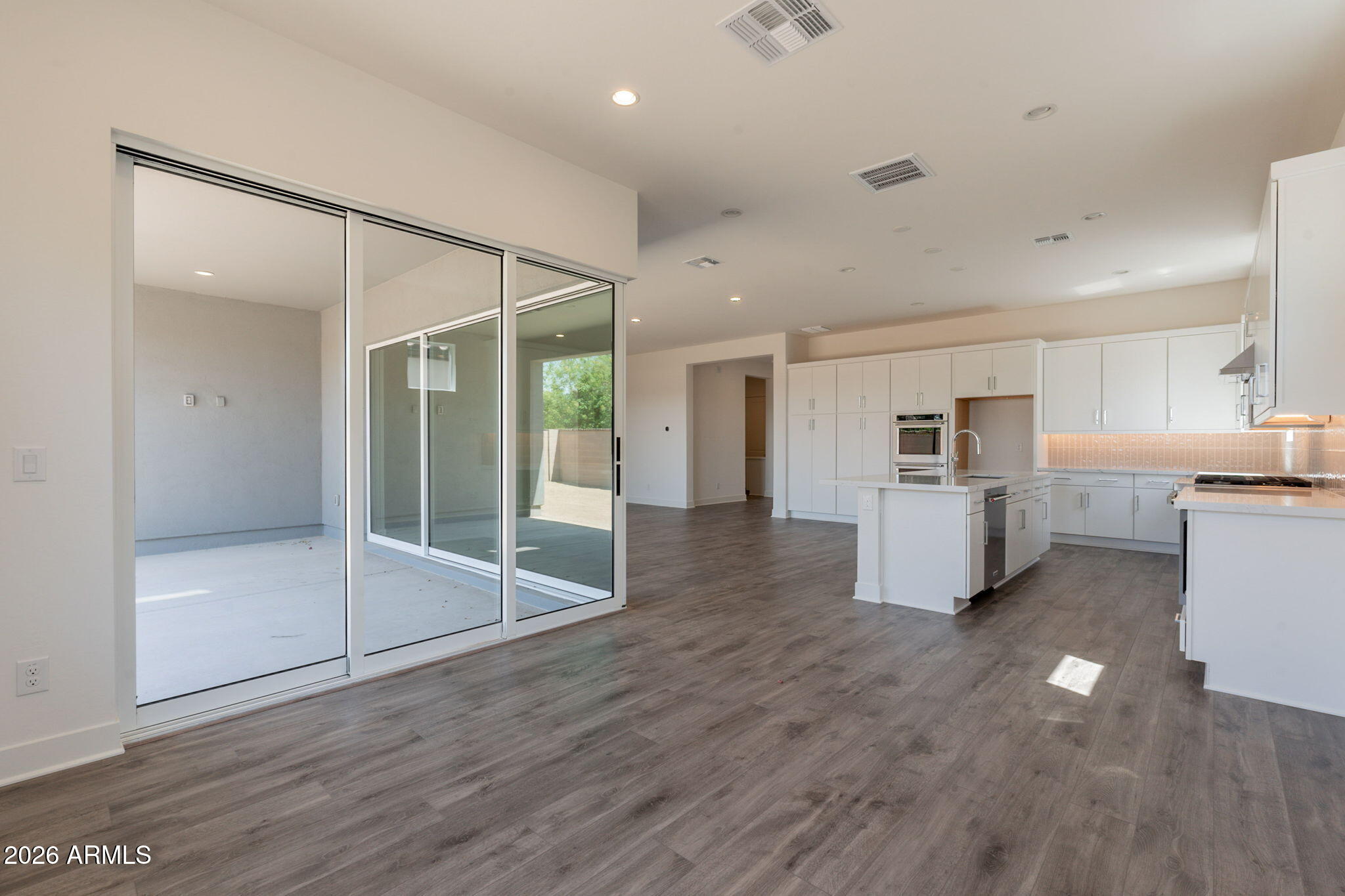 17443 W CARLISLE Drive