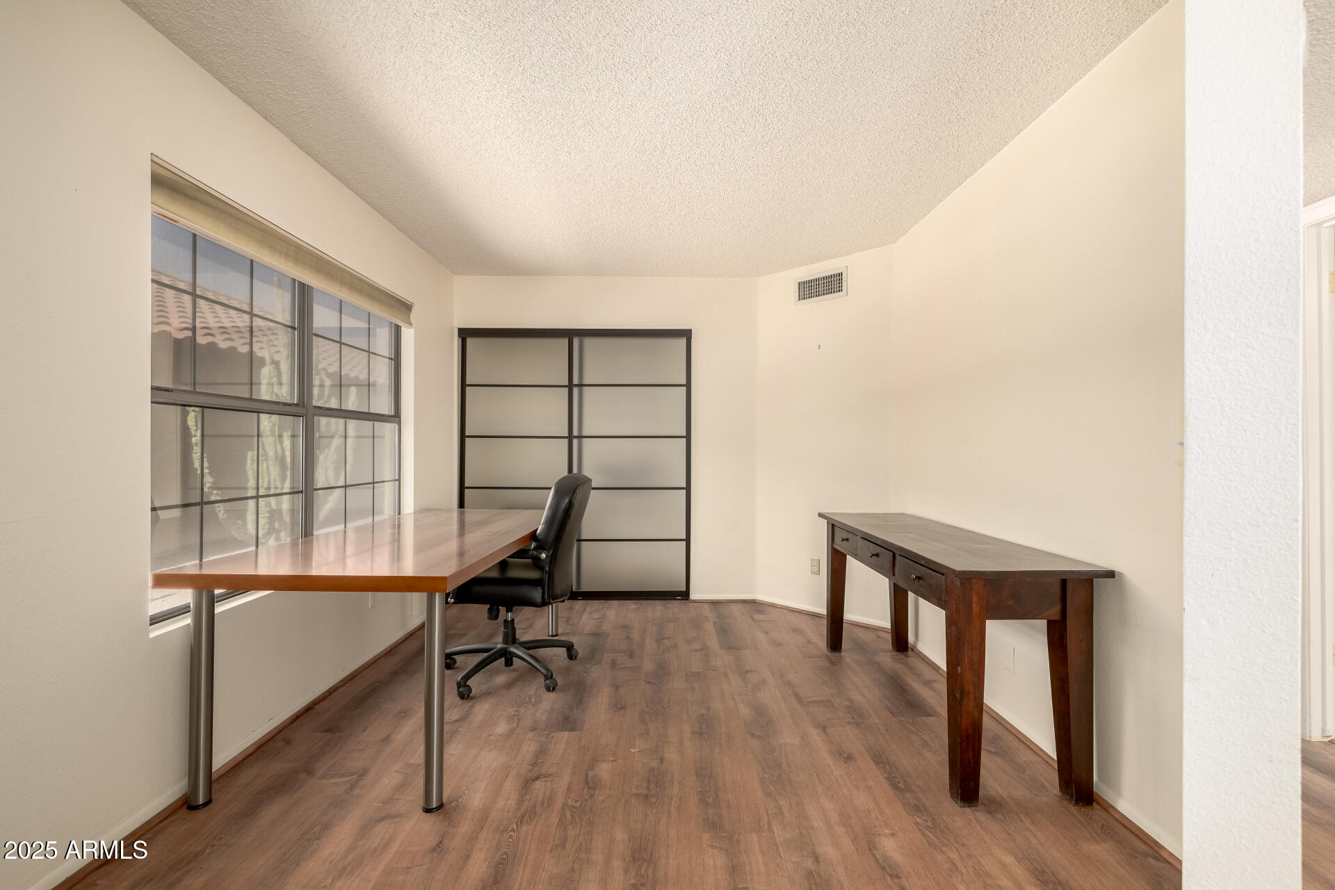 5219 E HALF MOON Drive