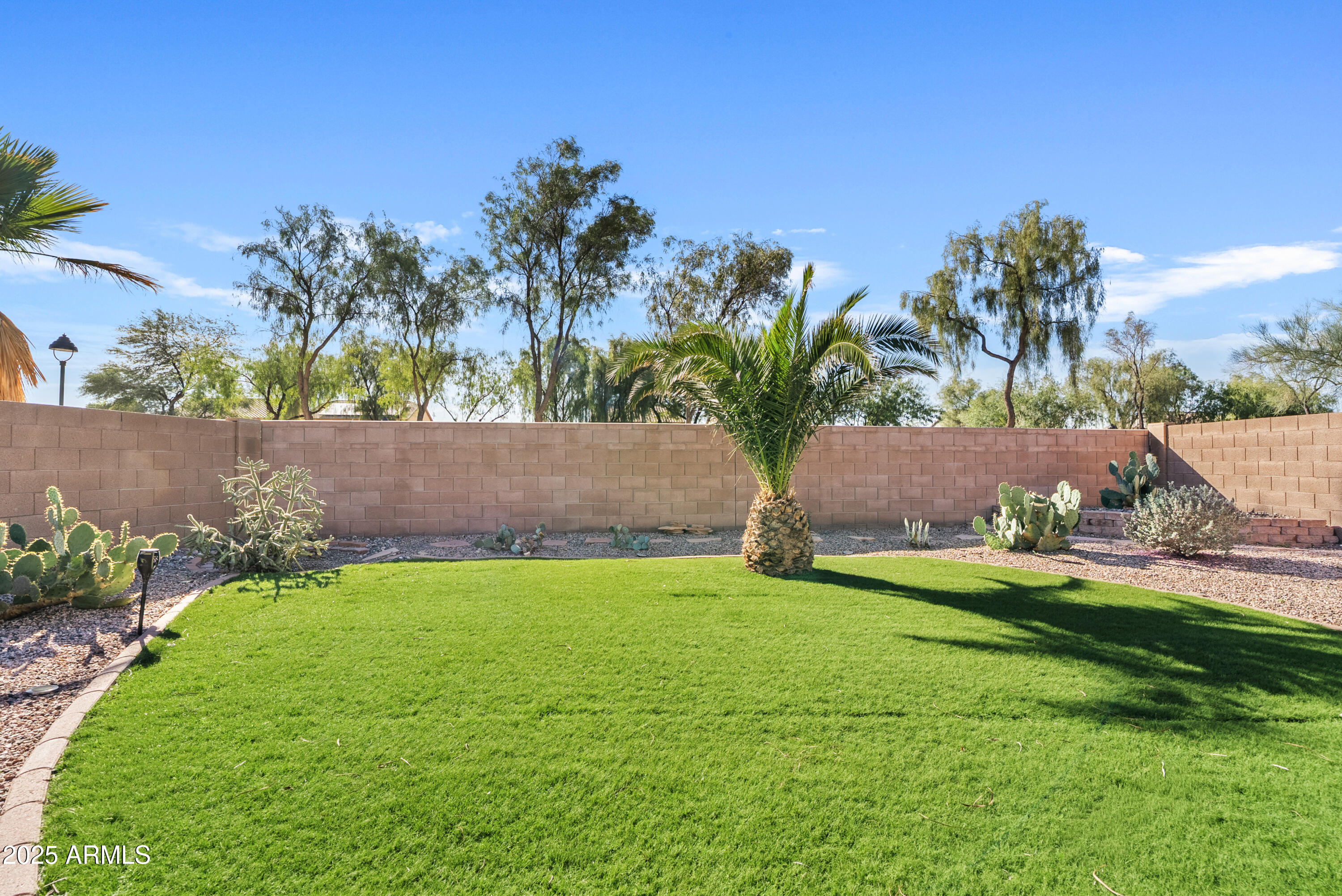 43935 W SAGEBRUSH Trail