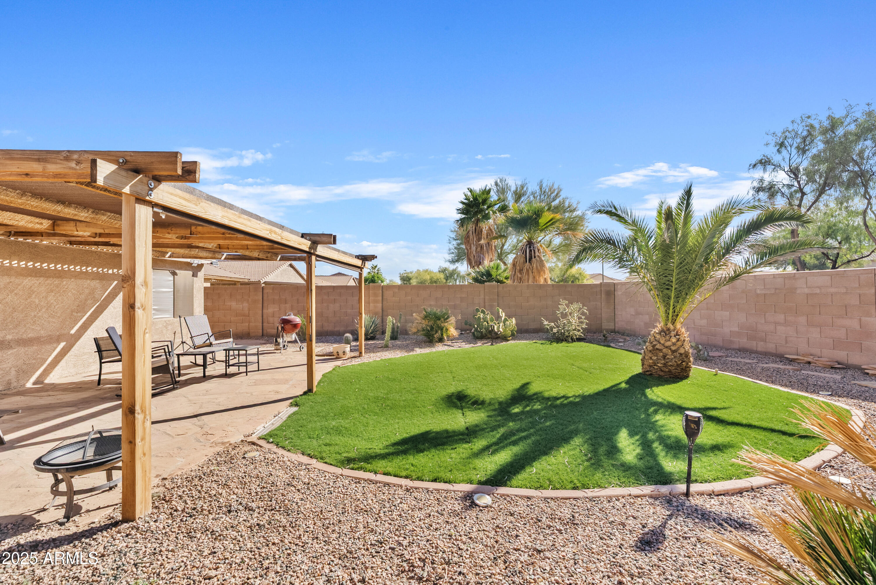 43935 W SAGEBRUSH Trail