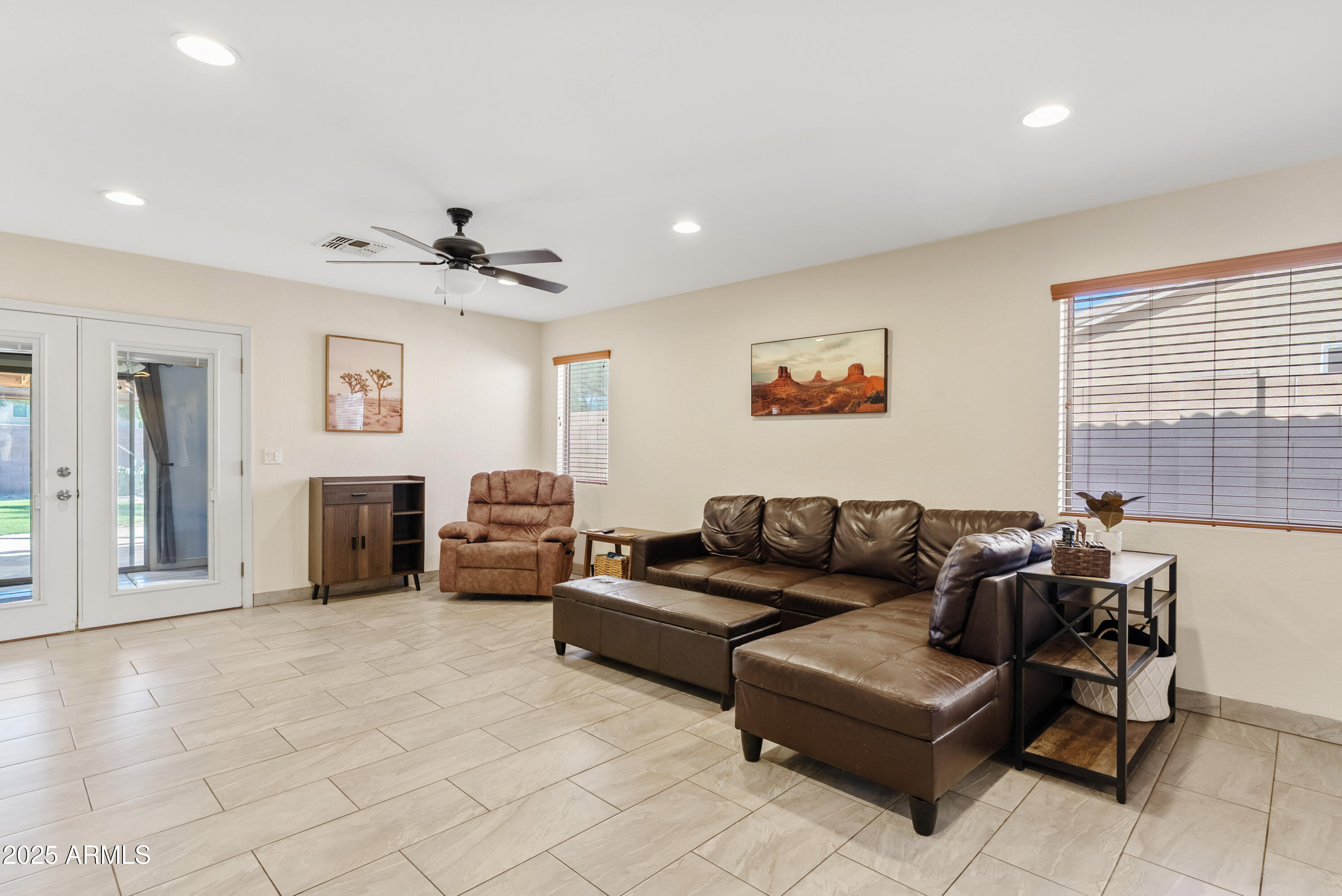 43935 W SAGEBRUSH Trail