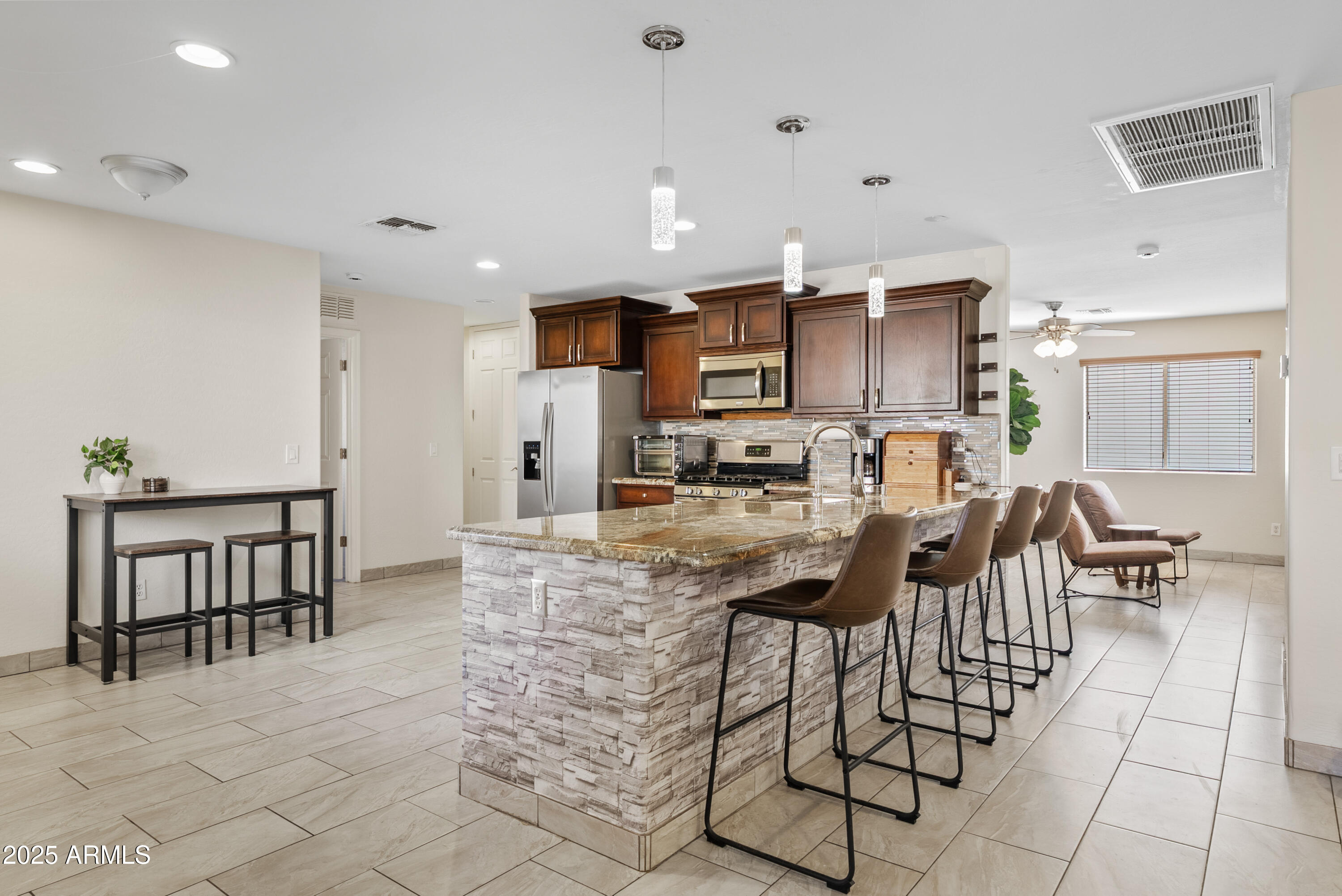 43935 W SAGEBRUSH Trail