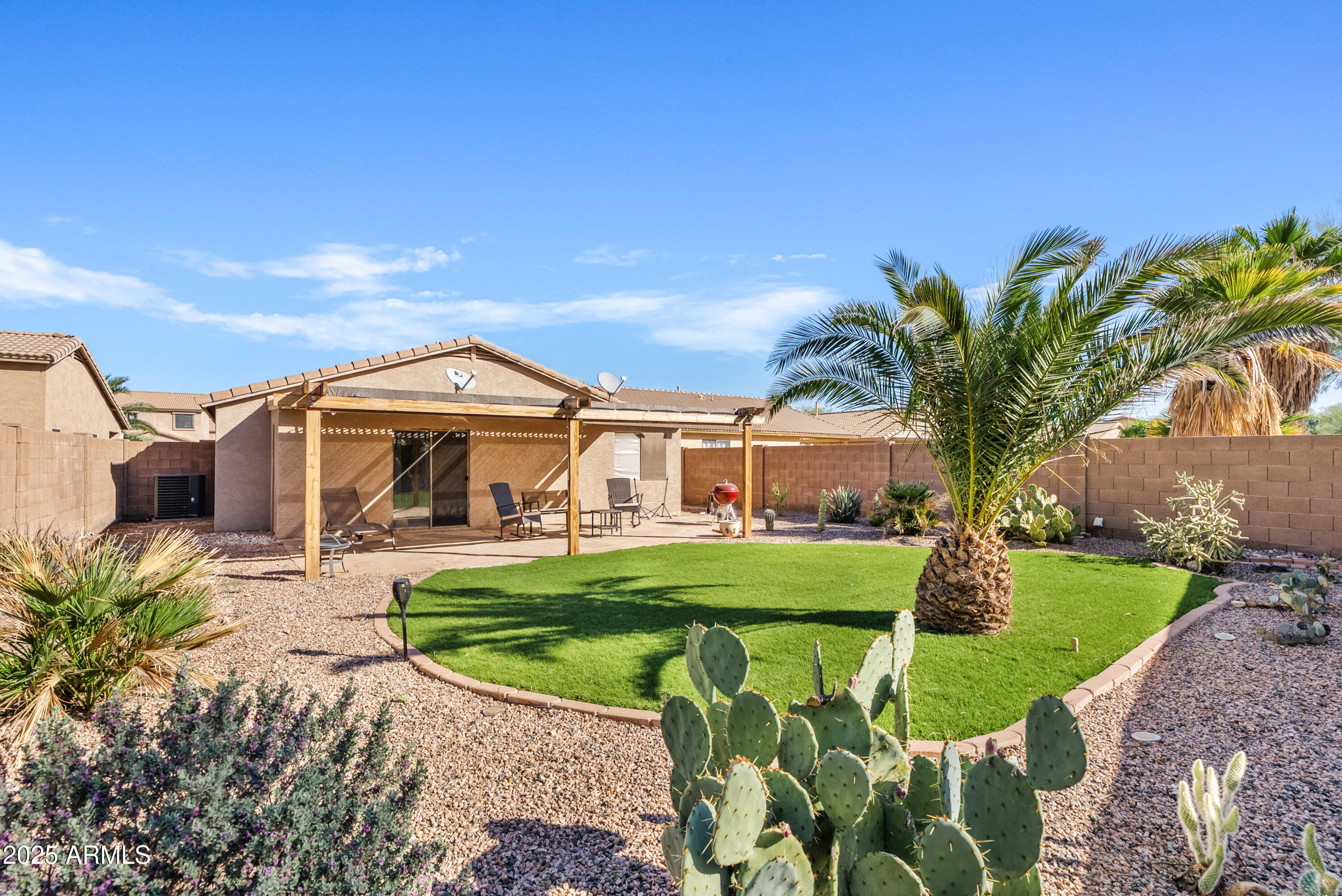 43935 W SAGEBRUSH Trail