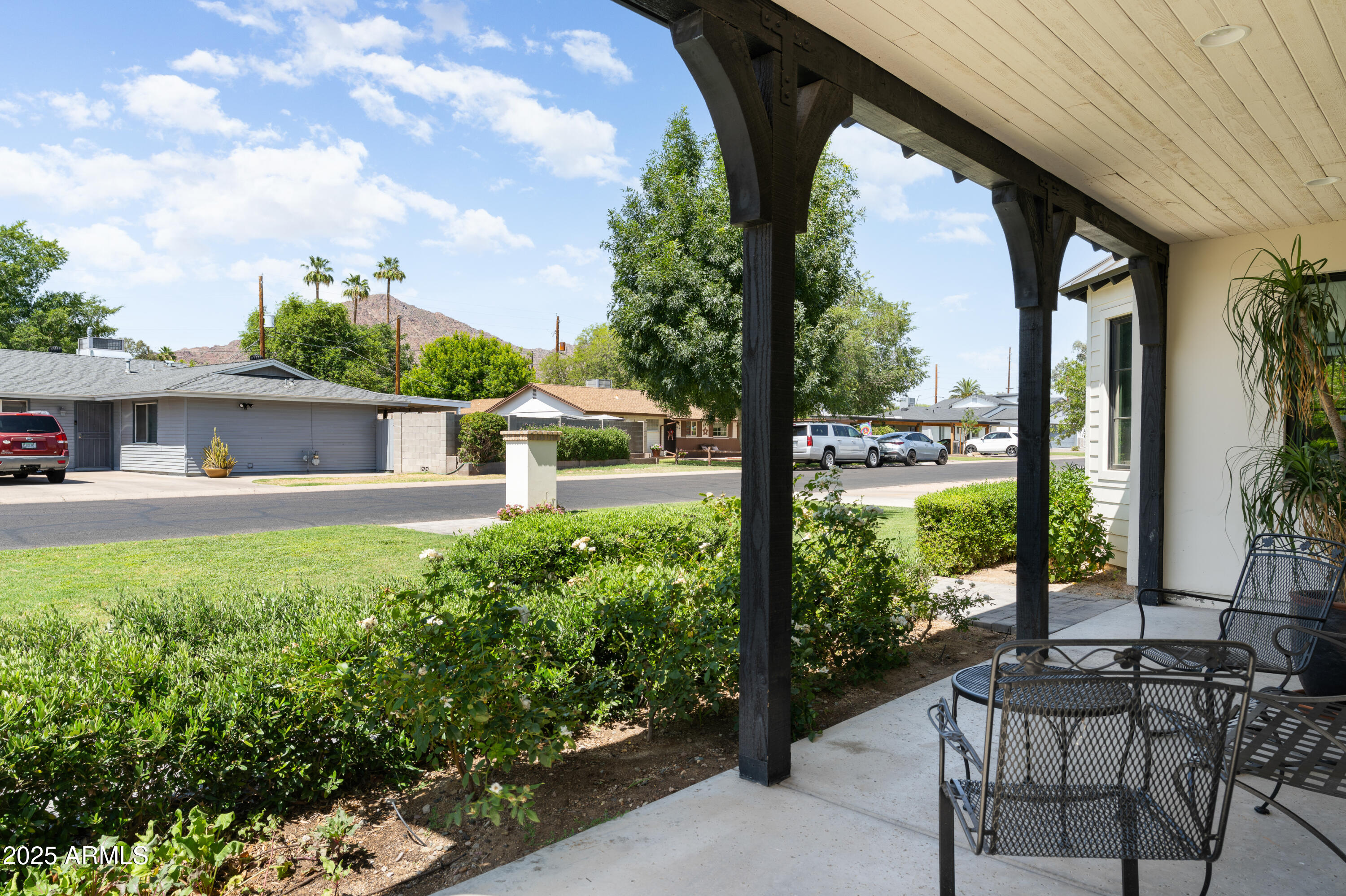 4901 E AMELIA Avenue