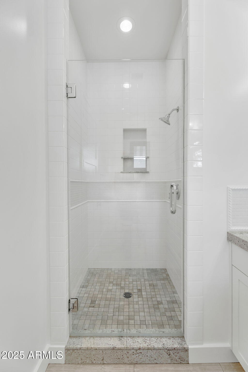 4901 E AMELIA Avenue