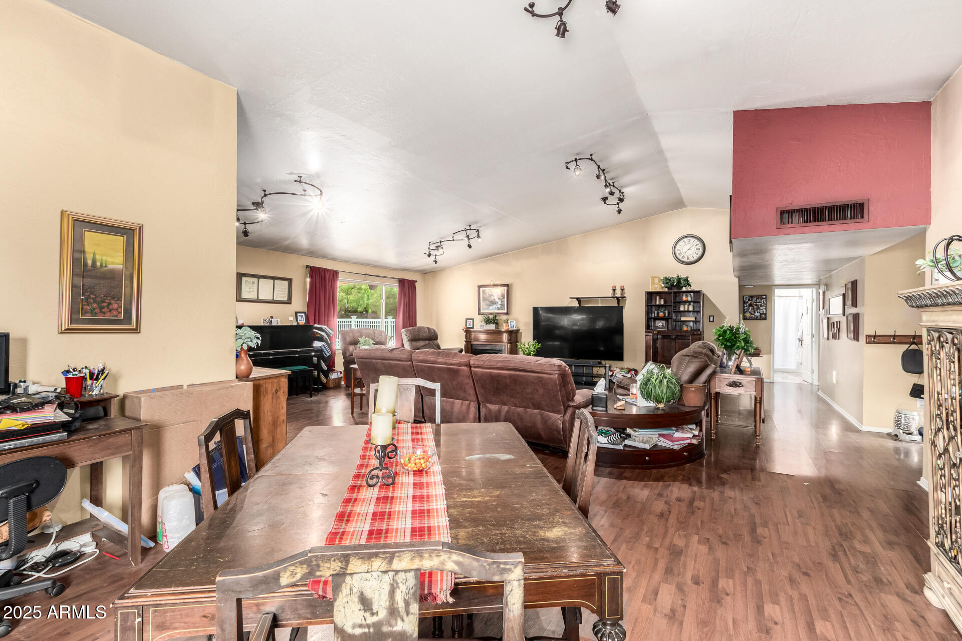 2640 N BRIMHALL