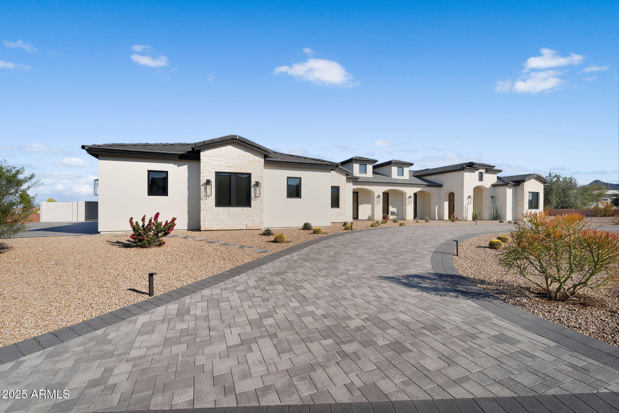 35401 N Mandarin Drive