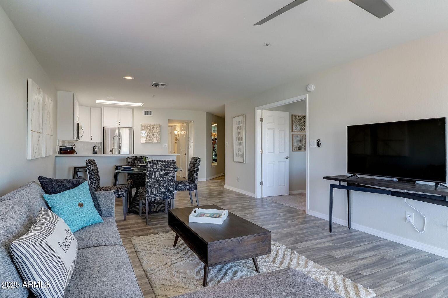 10080 E MOUNTAINVIEW LAKE Drive 358