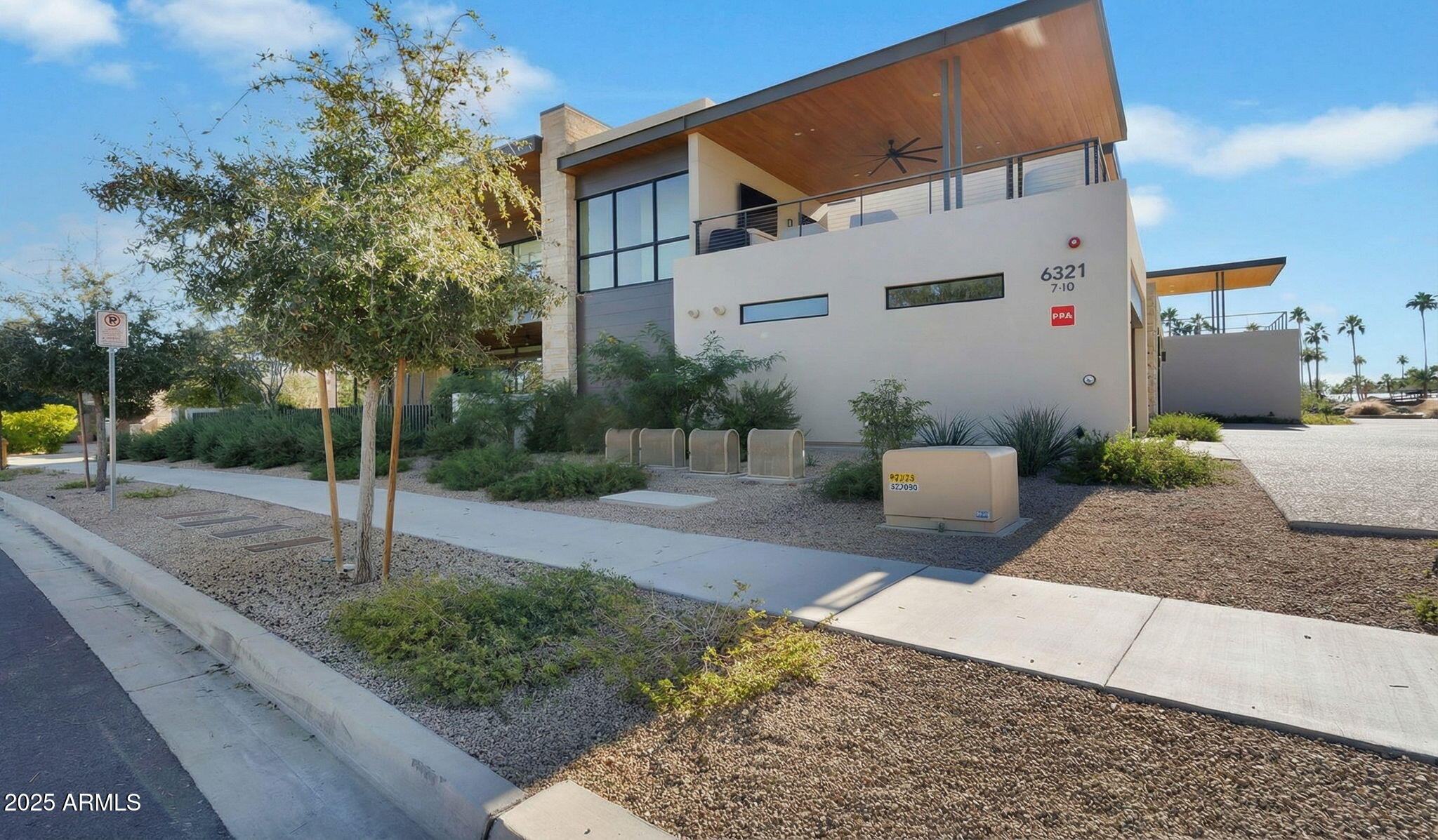 6321 E PHOENICIAN Boulevard 7