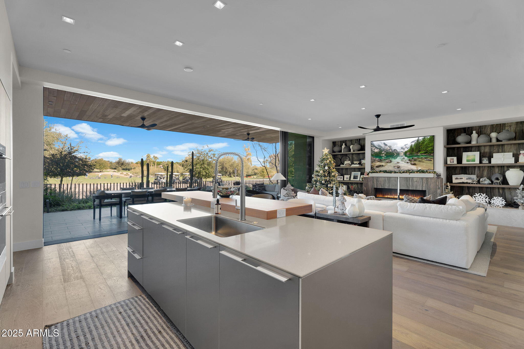 6321 E PHOENICIAN Boulevard 7