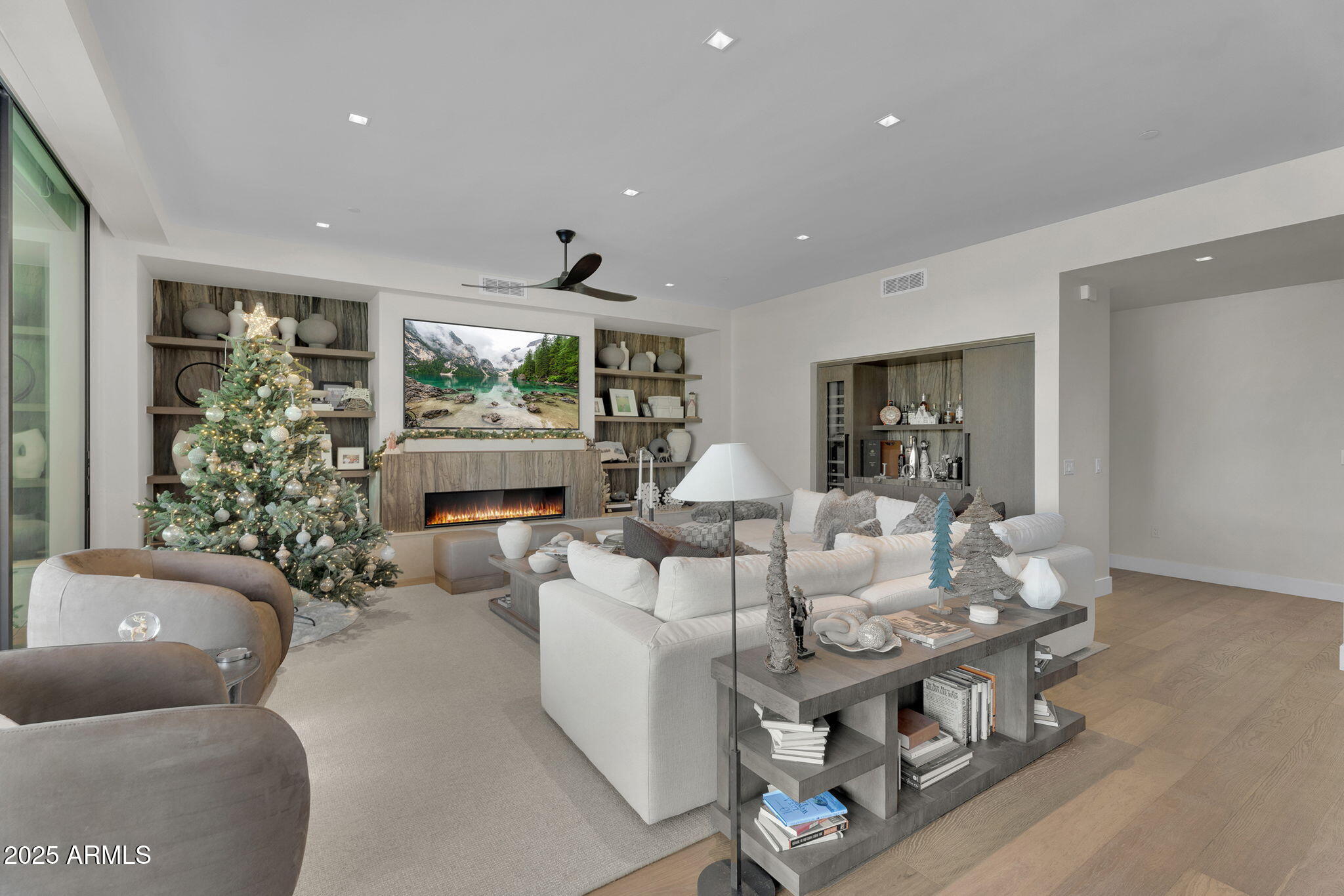 6321 E PHOENICIAN Boulevard 7