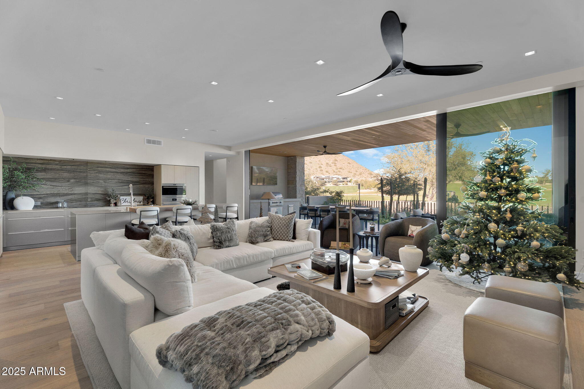 6321 E PHOENICIAN Boulevard 7